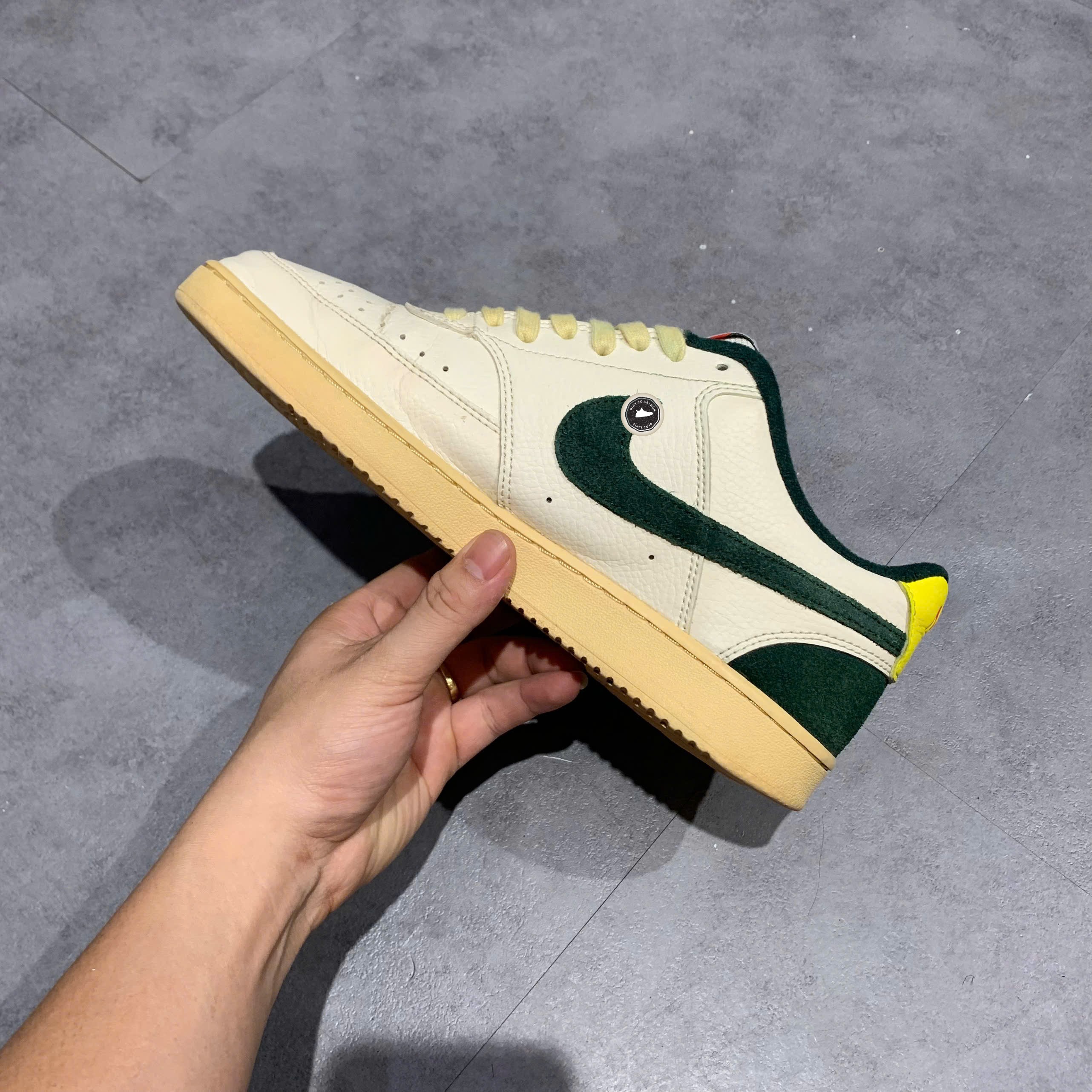 Nike Court Vision Low 'Sail Pro Green' - FD0320-133 - Size 42 - GIÀY 2HAND CHÍNH HÃNG PVN24377