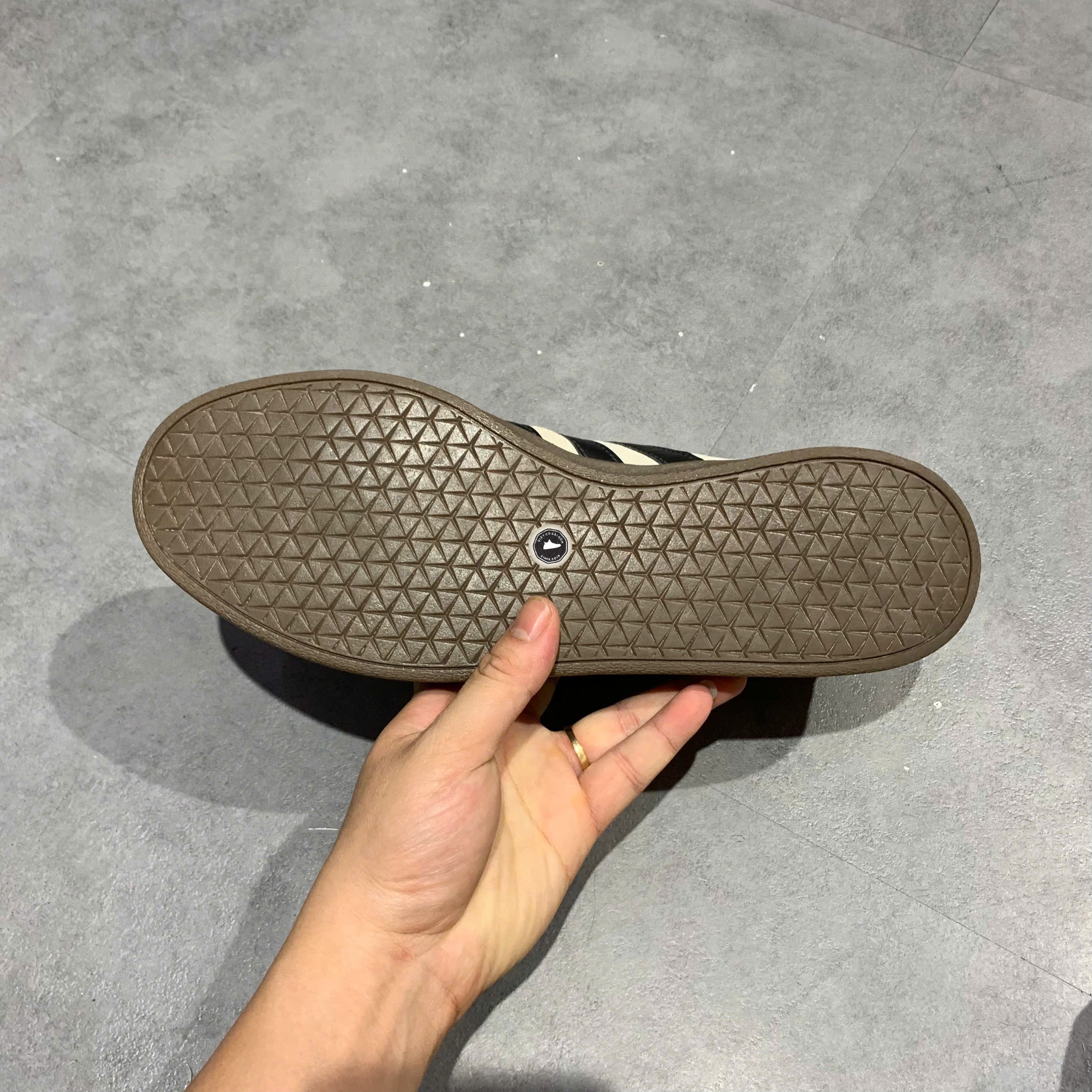 Adidas VL Court 2.0 Grey Black Gum - HQ1802 - Size 43 1/3 - GIÀY 2HAND CHÍNH HÃNG 24375