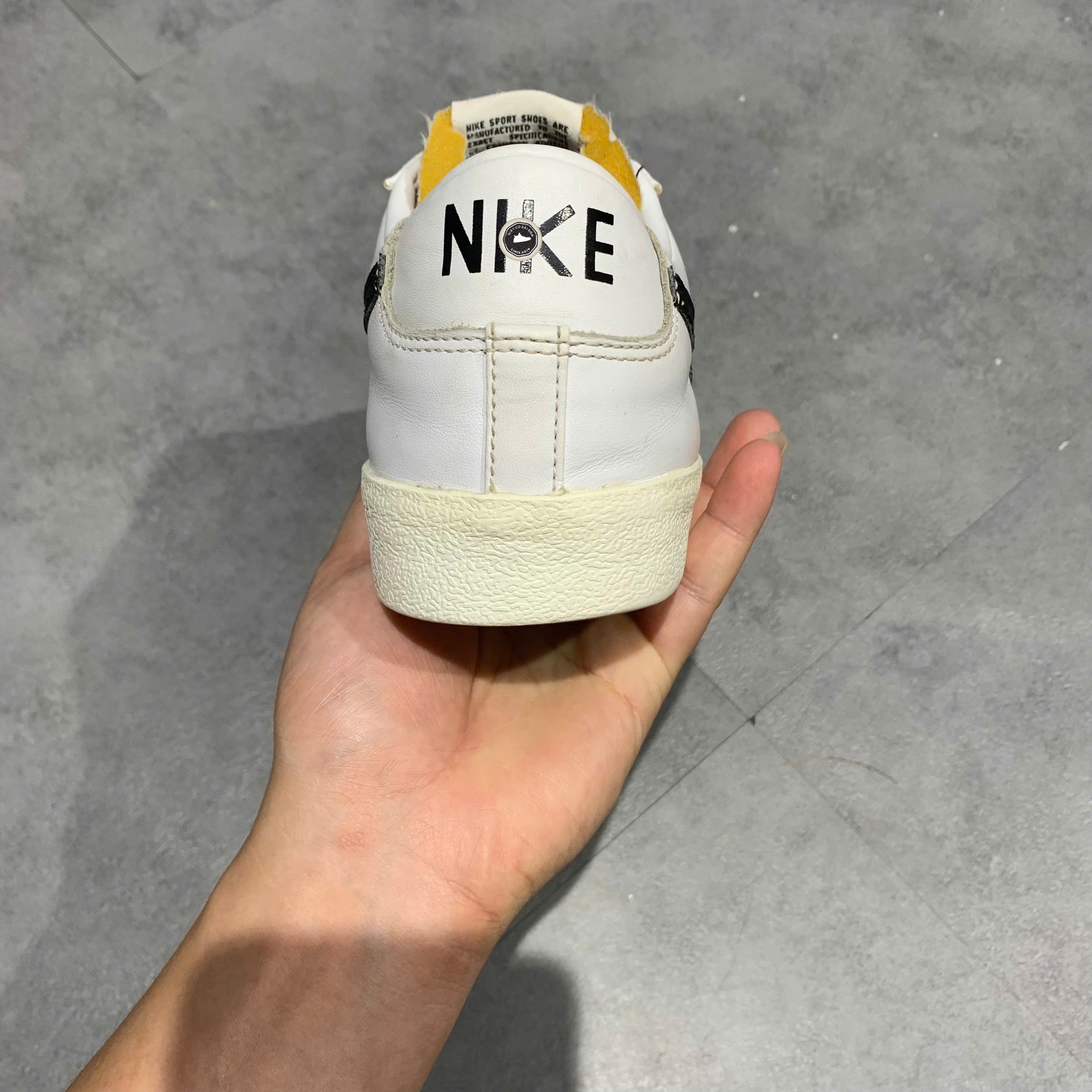 Nike Blazer Low '77 Vintage White Black - DA6364 101 - Size 44 - GIÀY 2HAND CHÍNH HÃNG PVN24406