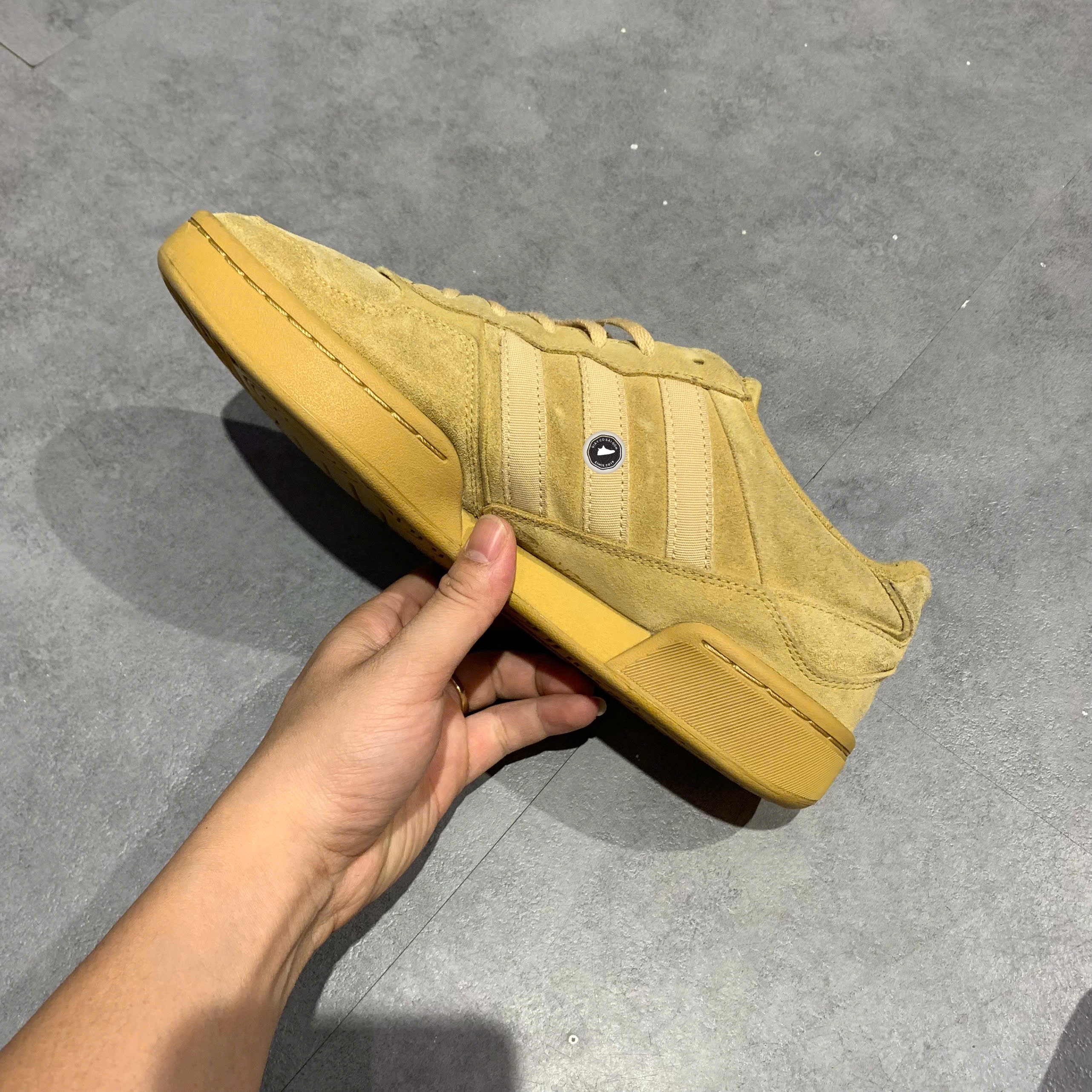 Adidas Courtic - ID6070 - Size 42 2/3 - GIÀY 2HAND CHÍNH HÃNG PVN24153