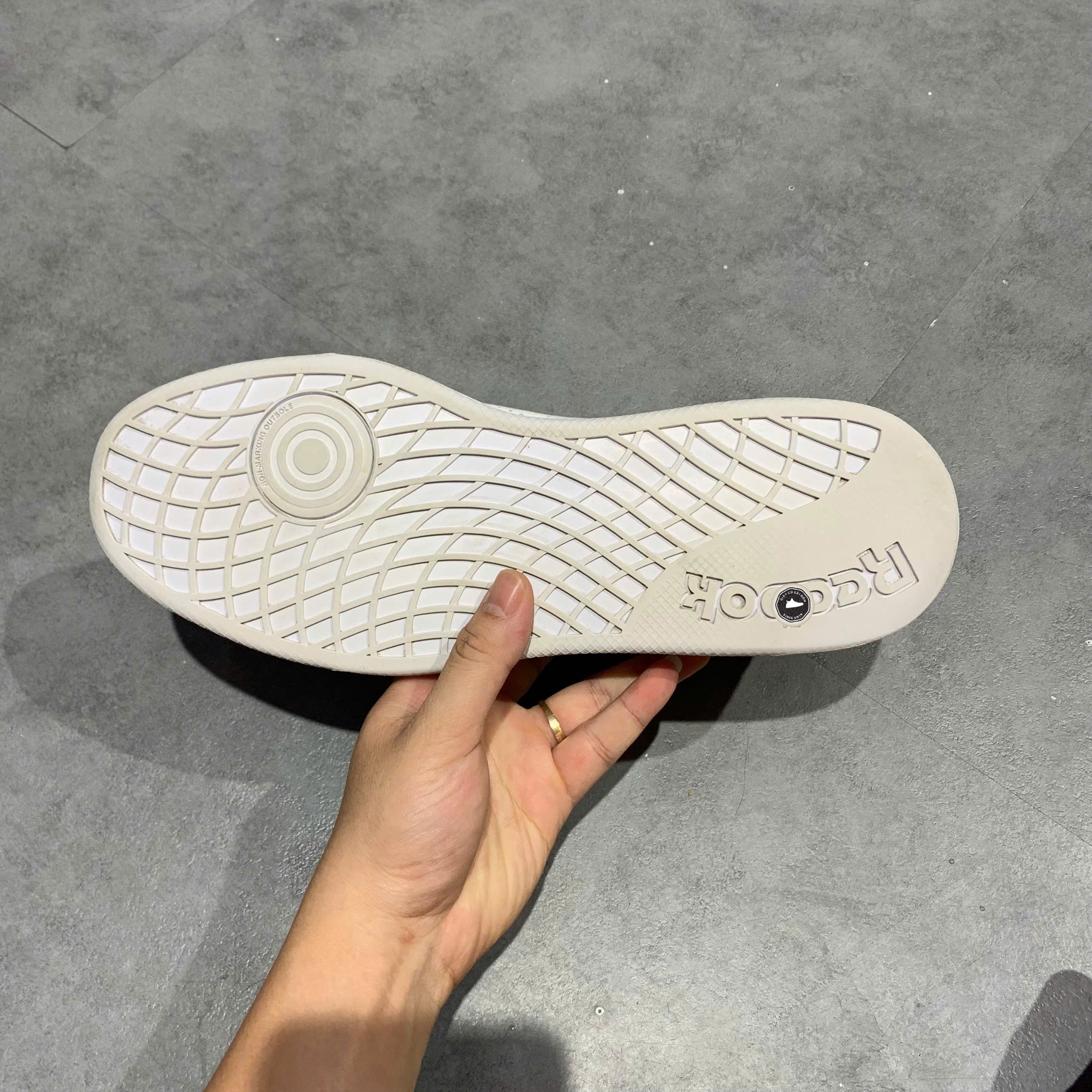 Reebok AD Court - REEBOK AD COURT 059503 - Size 43 - GIÀY 2HAND CHÍNH HÃNG PVN24429