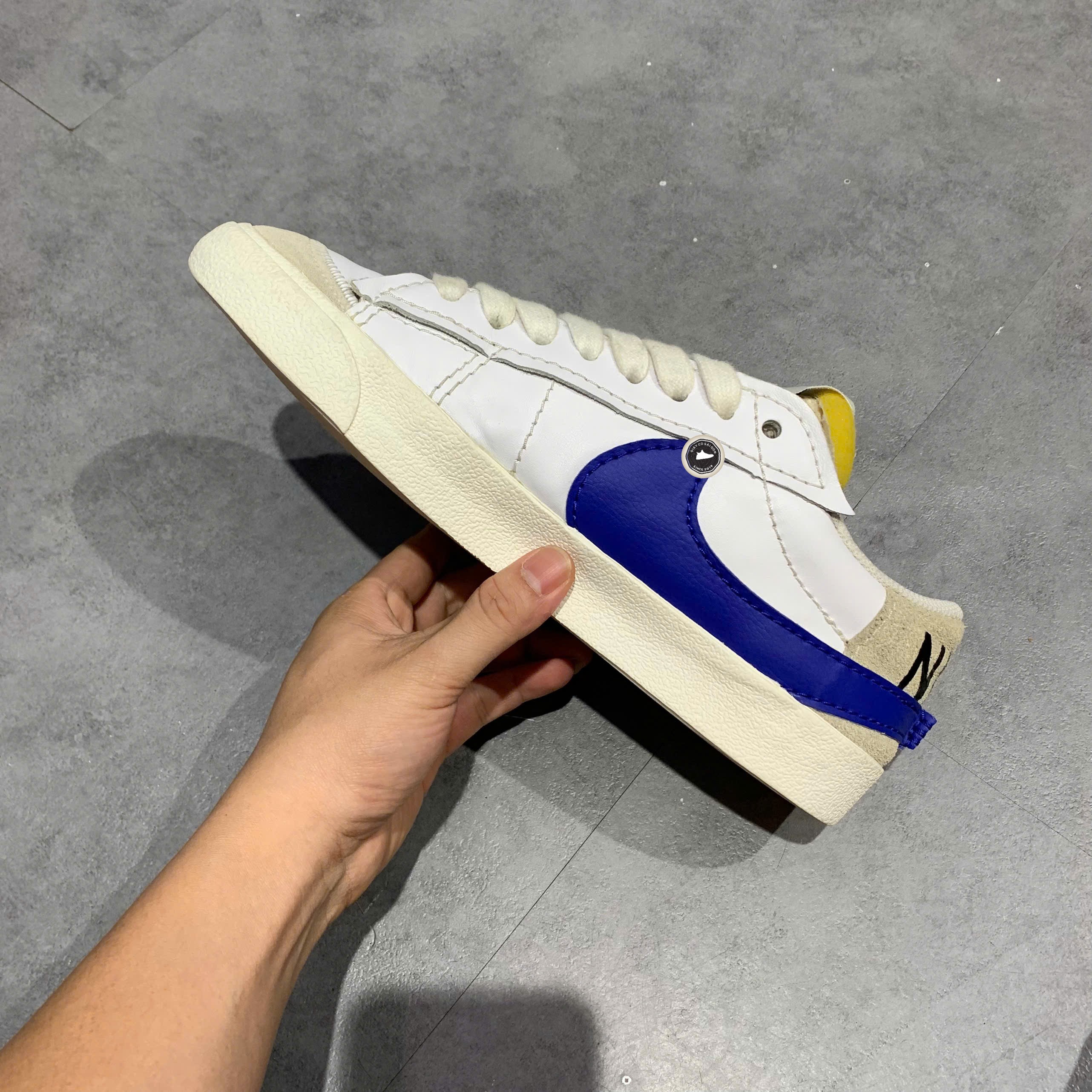 Nike Blazer Low '77 Jumbo White Old Royal - DQ8768 100 - Size 44 - GIÀY 2HAND CHÍNH HÃNG PVN24364