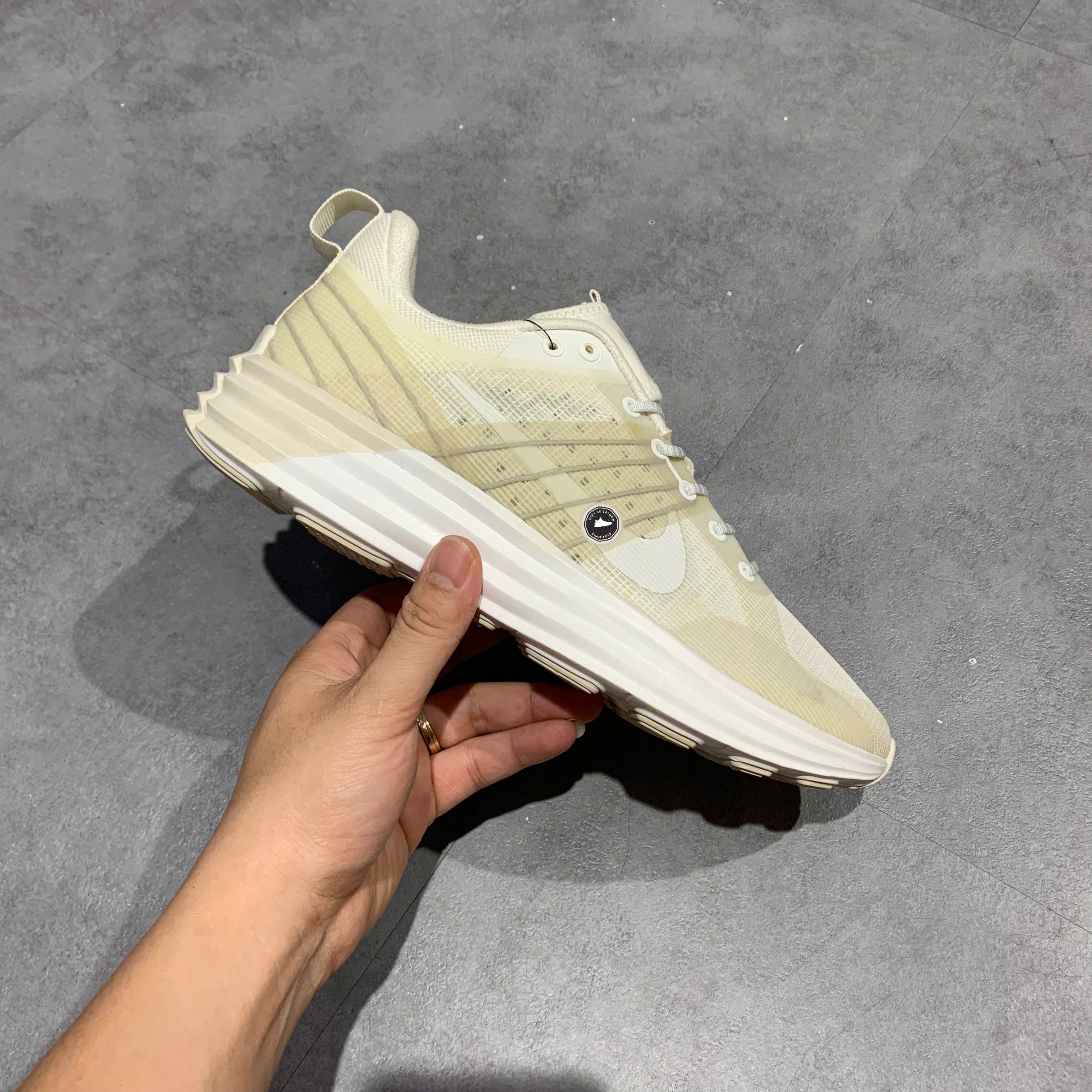 Nike Lunar Roam - DV2440 100 - Size 39 - GIÀY 2HAND CHÍNH HÃNG PVN24128