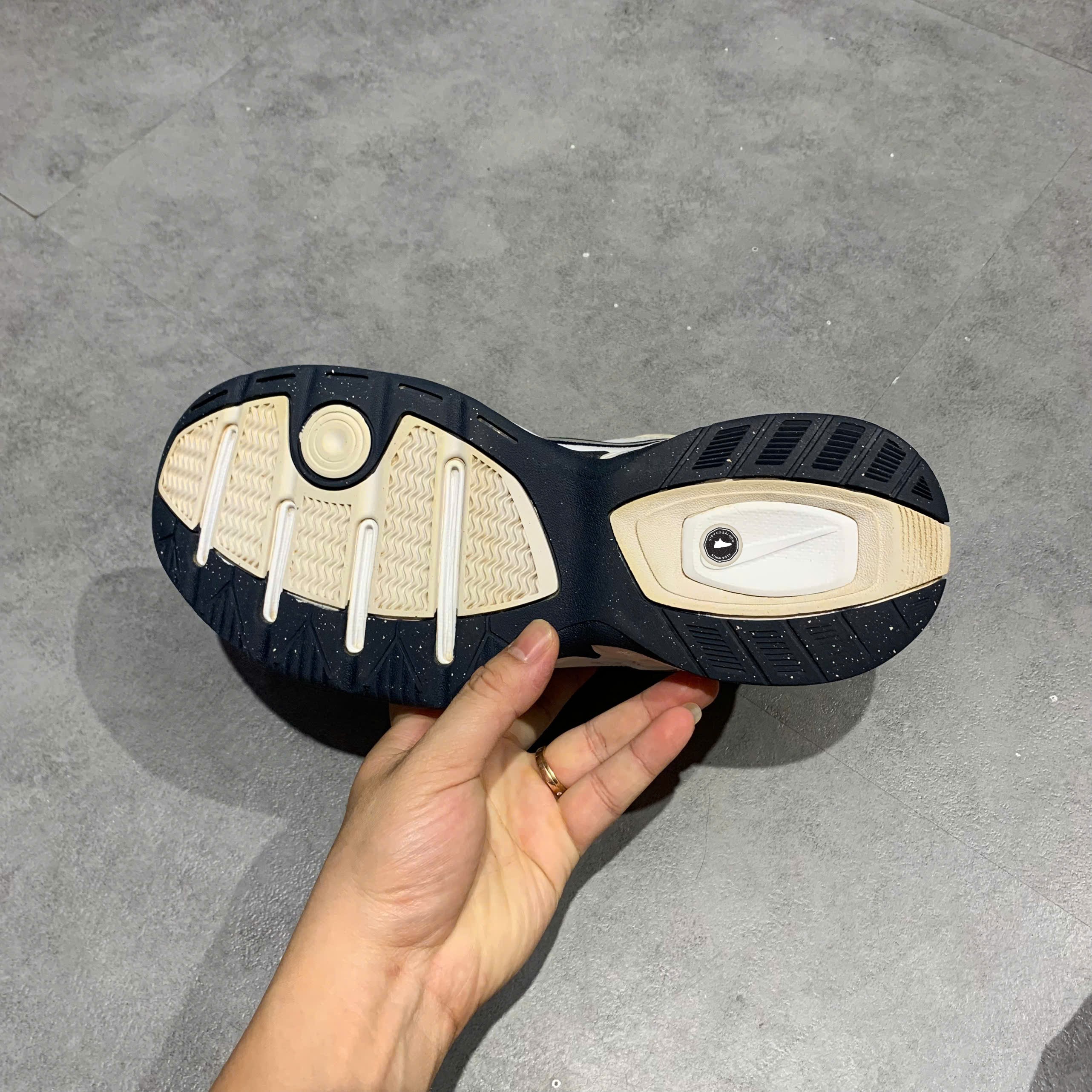 Nike Air Monarch IV - 415445 102 - Size 41 - GIÀY 2HAND CHÍNH HÃNG PVN24039