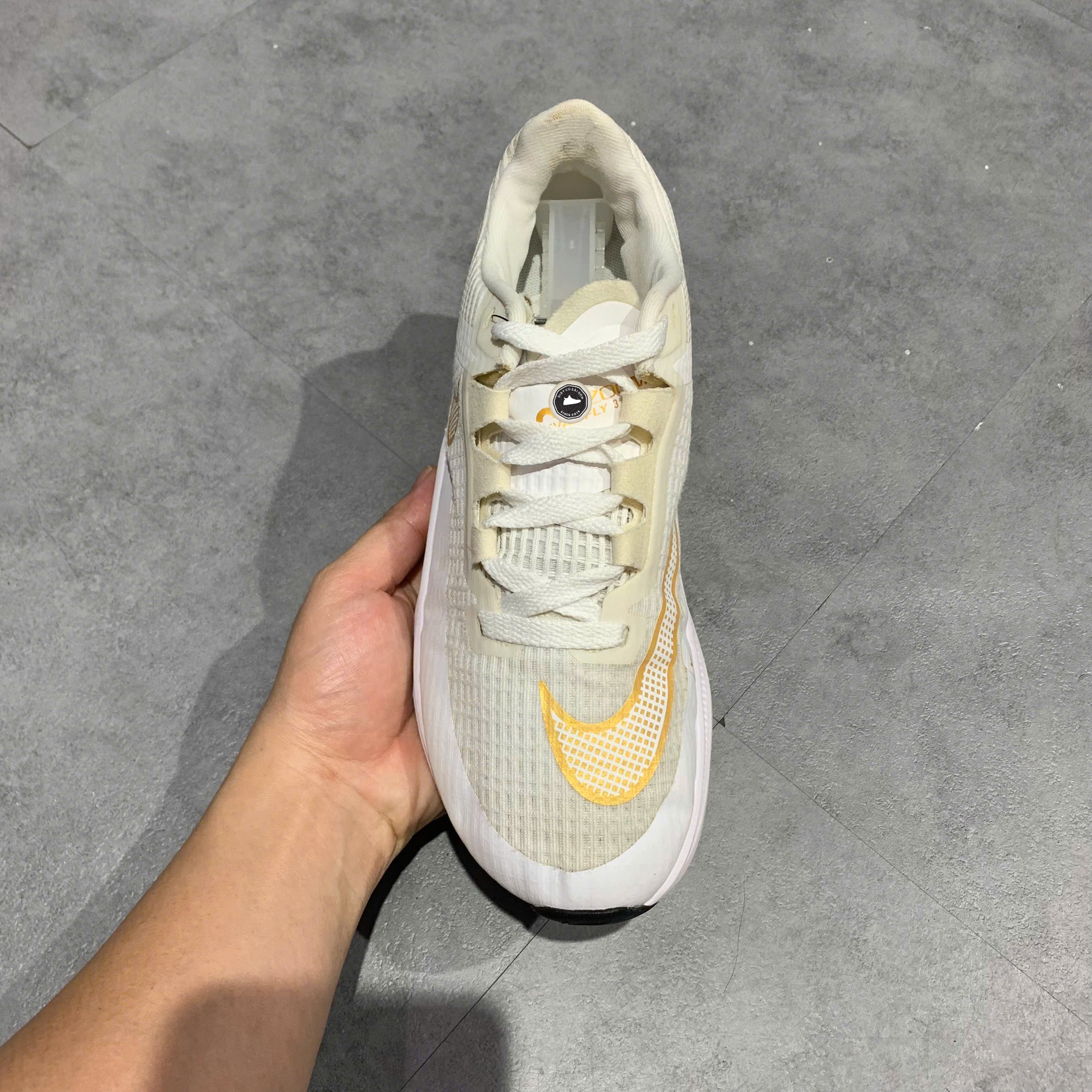 Nike Air Zoom Rival Fly 3 'White Metallic Gold' - CT2405 100 - Size 40 - GIÀY 2HAND CHÍNH HÃNG PVN24126