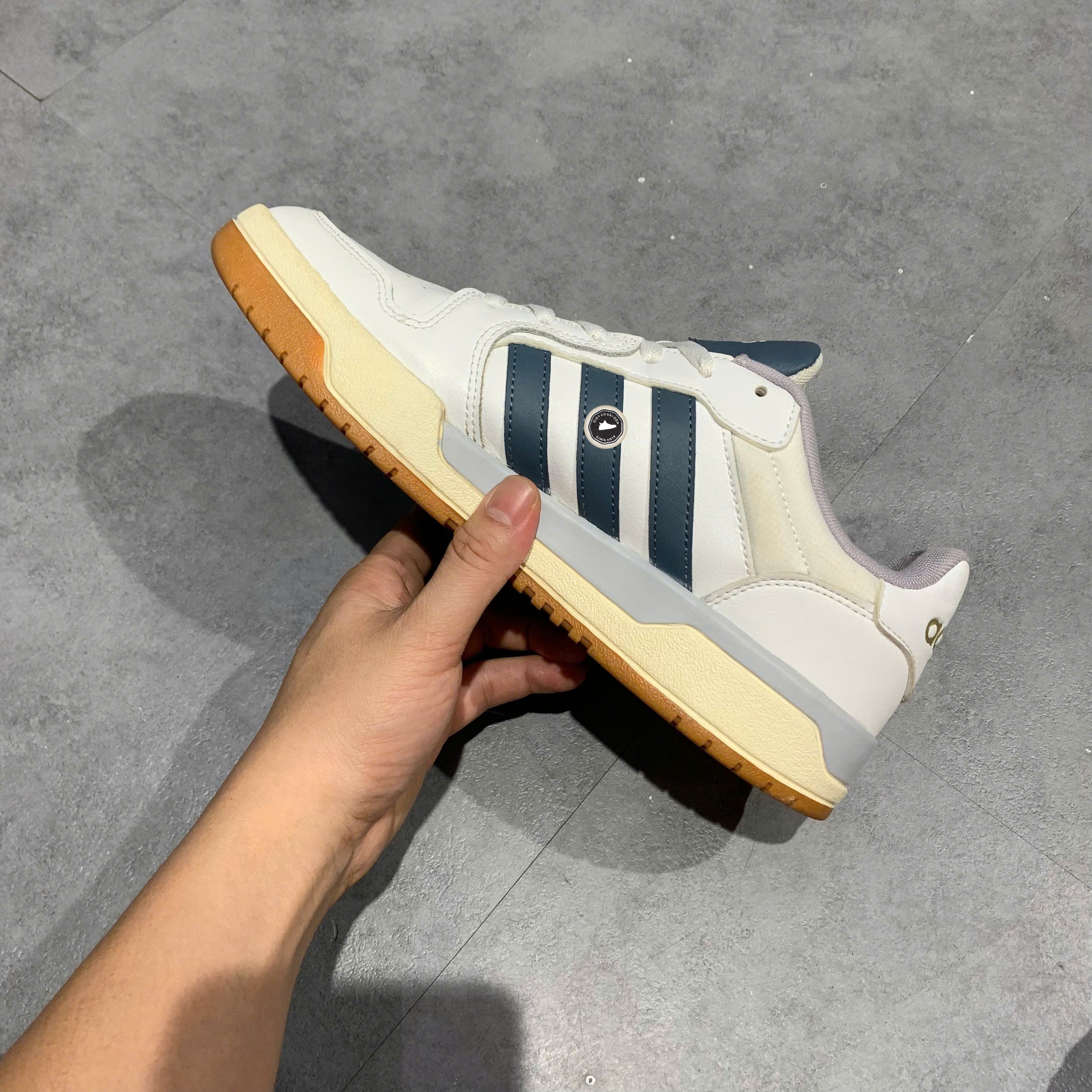 Adidas Entrap - FW3463 - Size 42 - GIÀY 2HAND CHÍNH HÃNG PVN24838