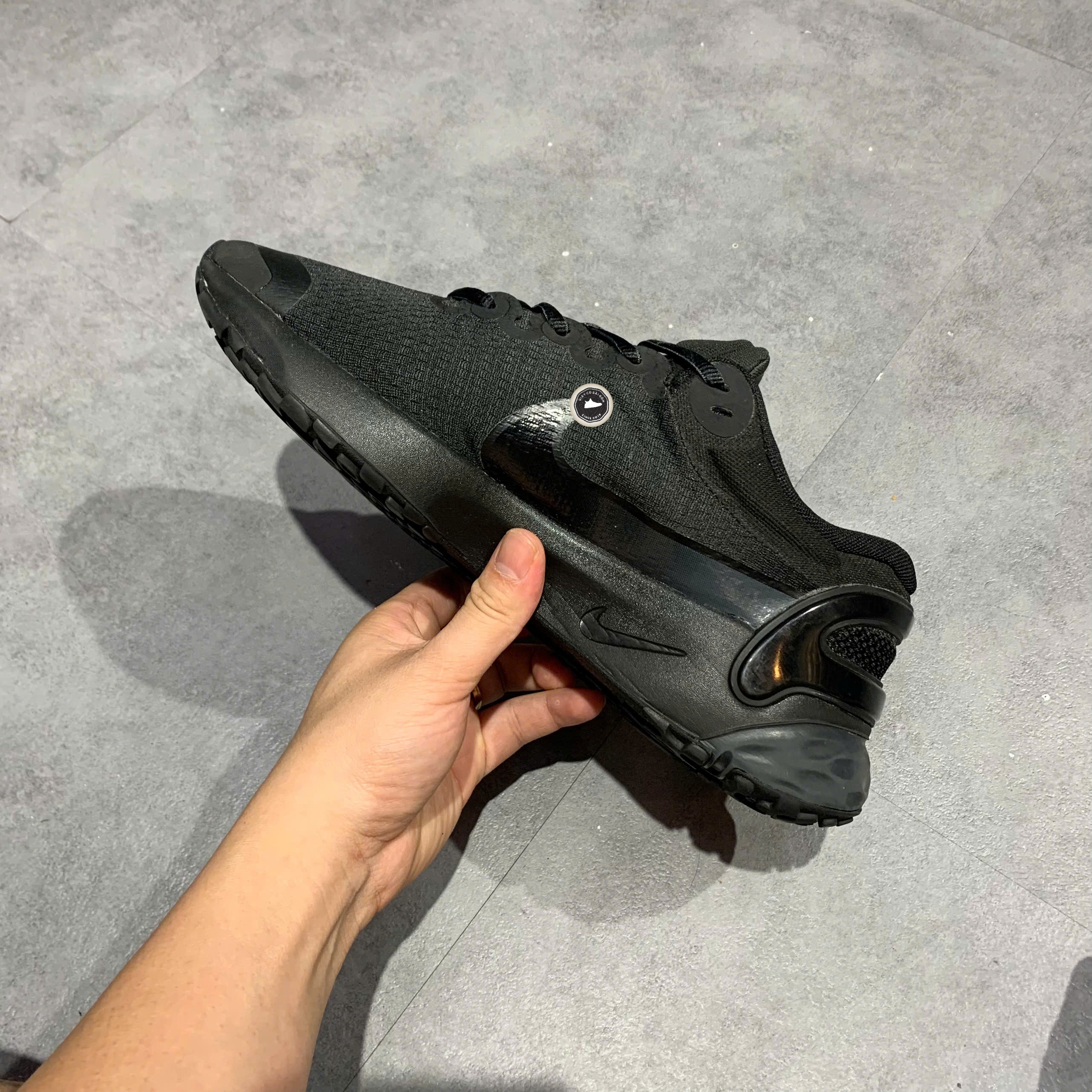 Nike Renew Run 3 Black Dark Smoke Grey - DC9413 003 - Size 42 - GIÀY 2HAND CHÍNH HÃNG PVN24625