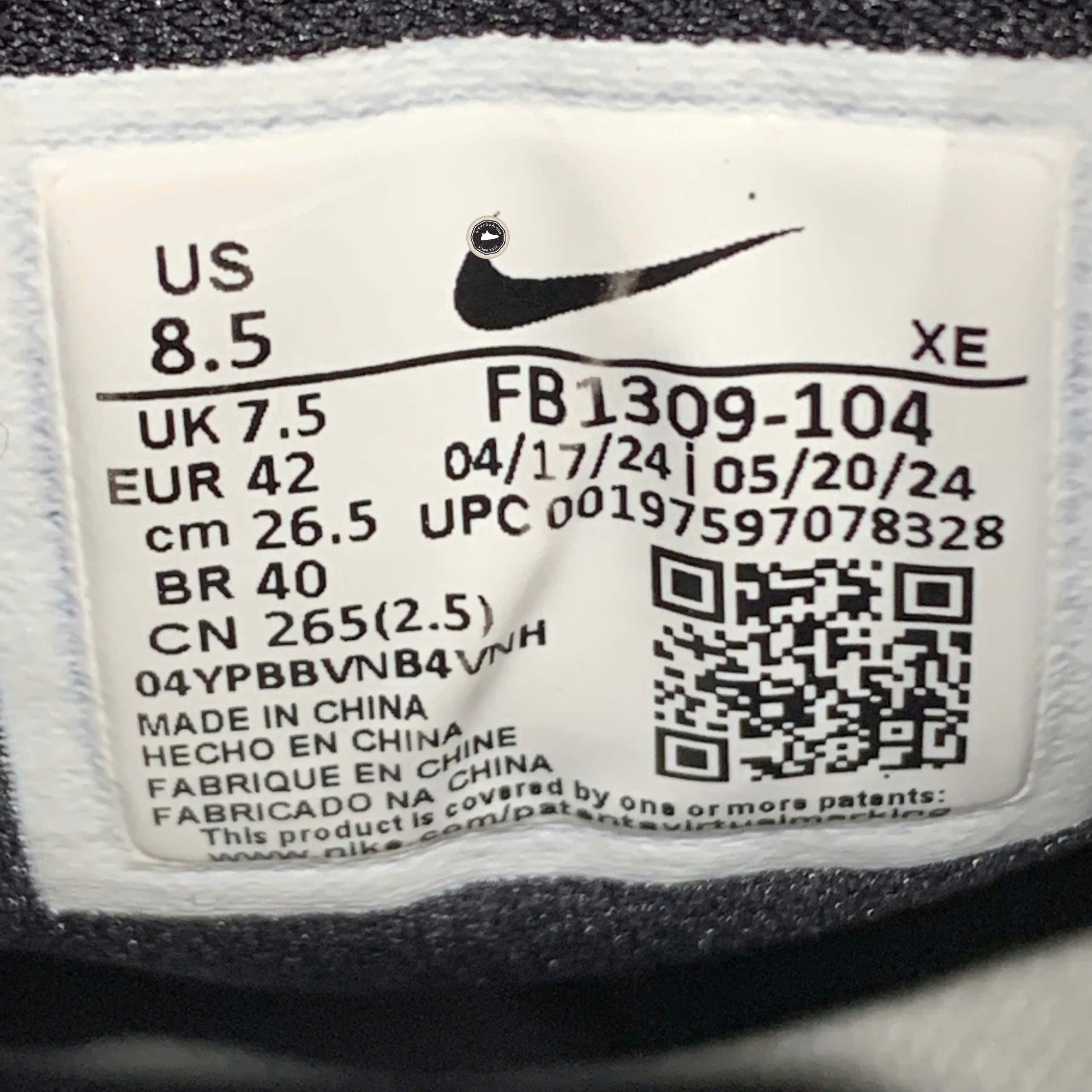 Nike Air Zoom Vomero 17 White Pure Platinum Black - FB1309 104 - Size 42 - GIÀY 2HAND CHÍNH HÃNG PVN24860