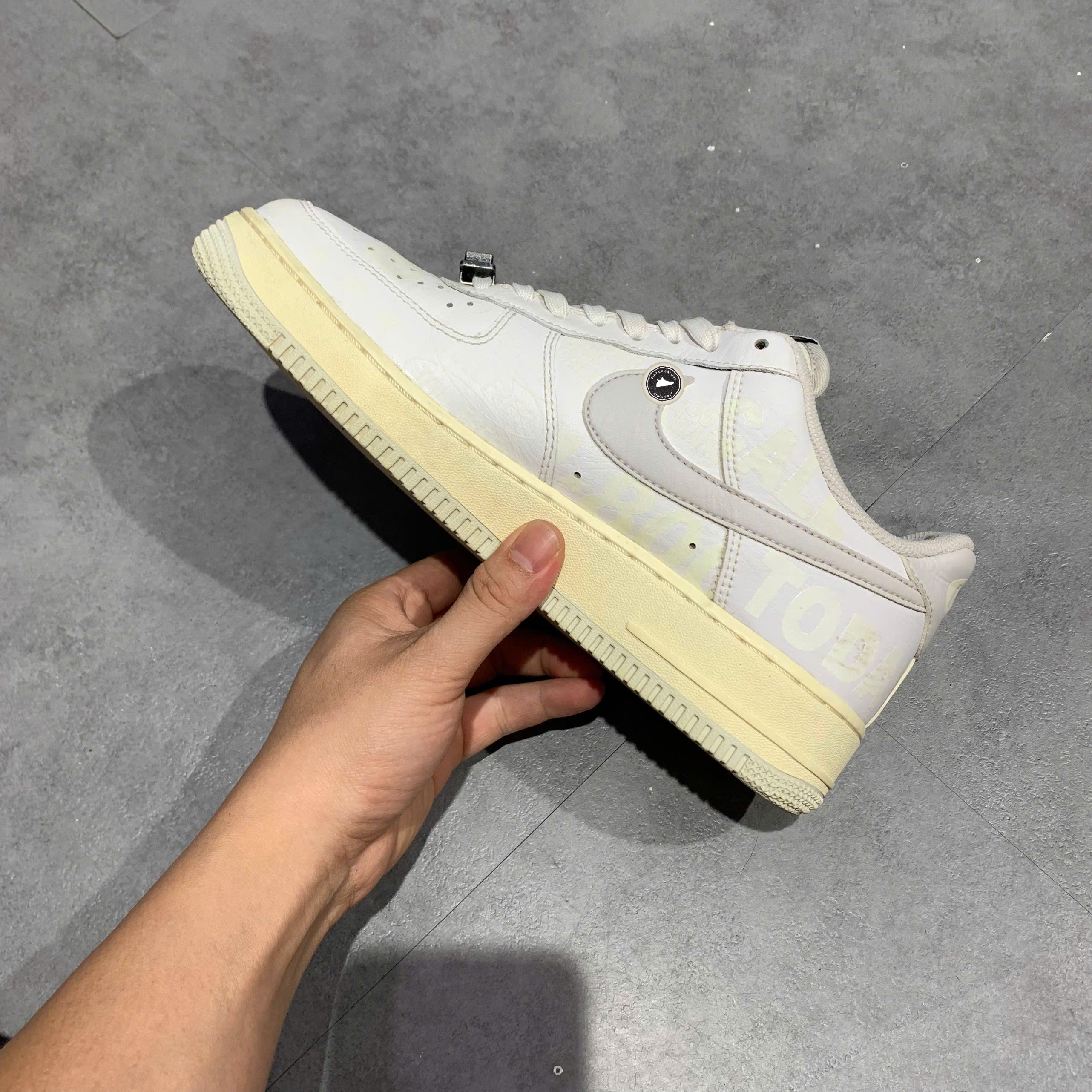 Nike Air Force 1 '07 Premium "1-800 Toll Free" - CJ1631 100 - Size 41 - GIÀY 2HAND CHÍNH HÃNG PVN24641