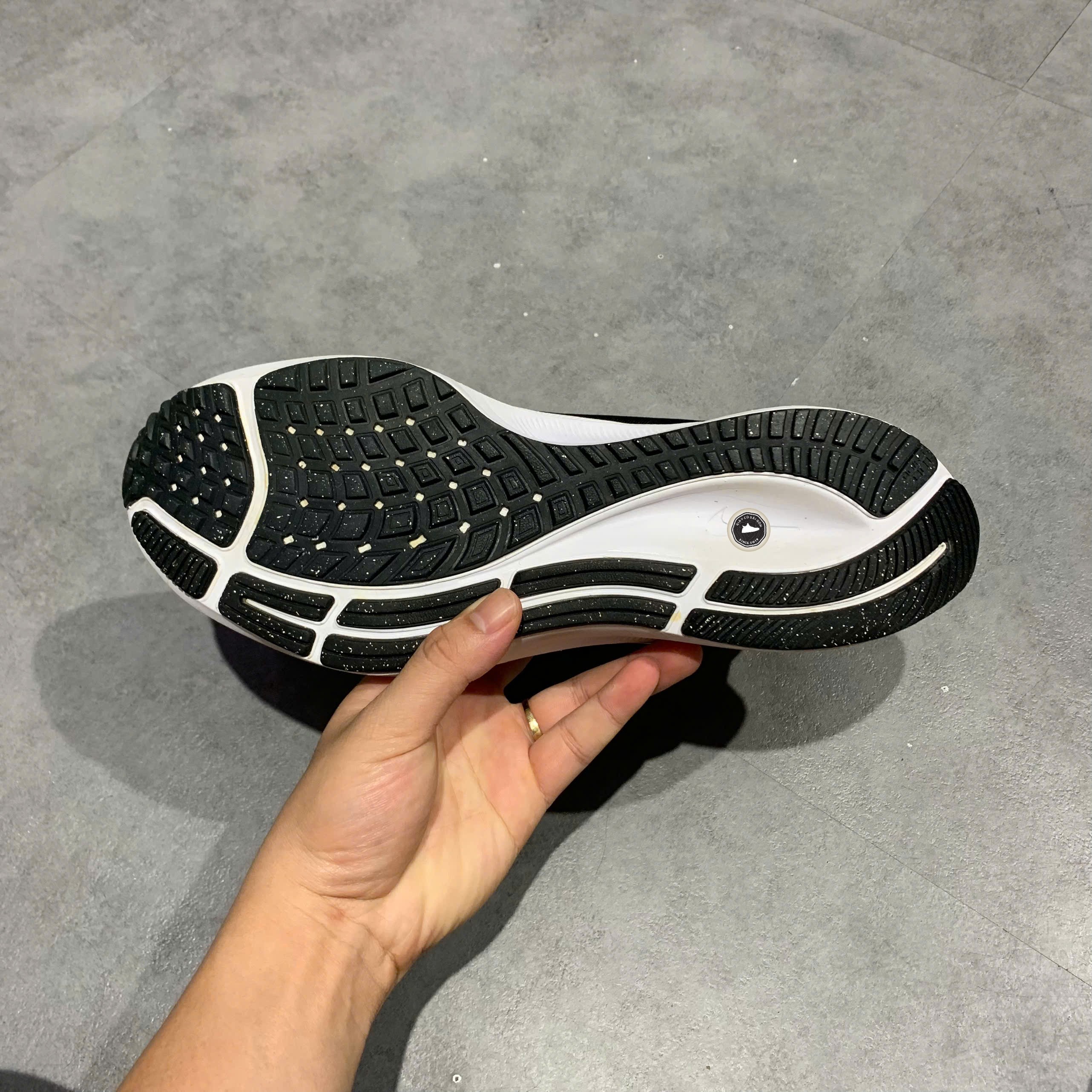 Nike Air Zoom Pegasus 38 - CW7356 002 - Size 42 - GIÀY 2HAND CHÍNH HÃNG PVN24634