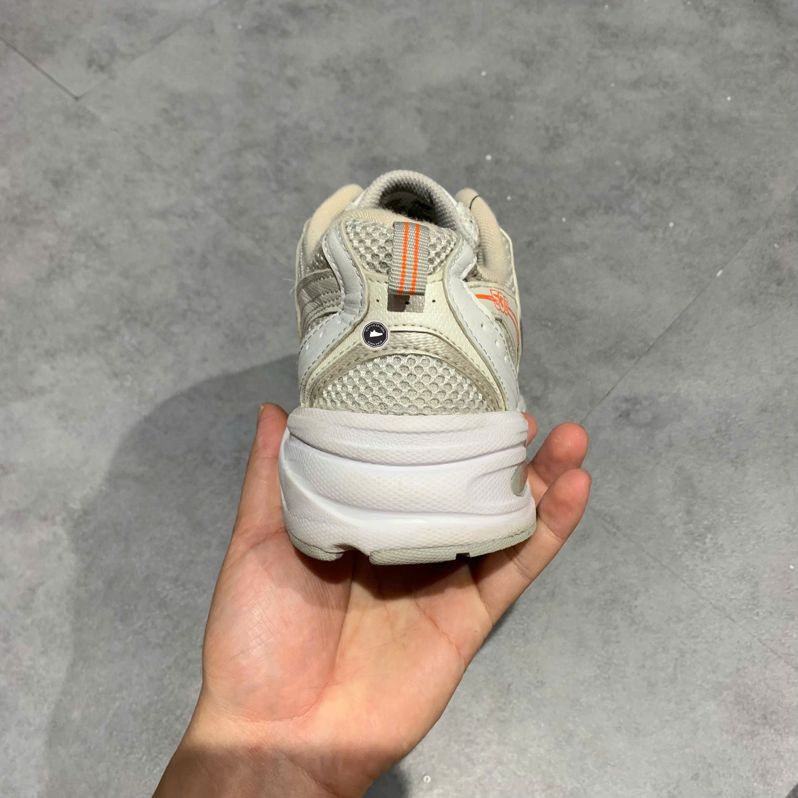 New Balance 530 White Silver Retro Orange - MR530AC - Size 44 - GIÀY 2HAND CHÍNH HÃNG PVN24983