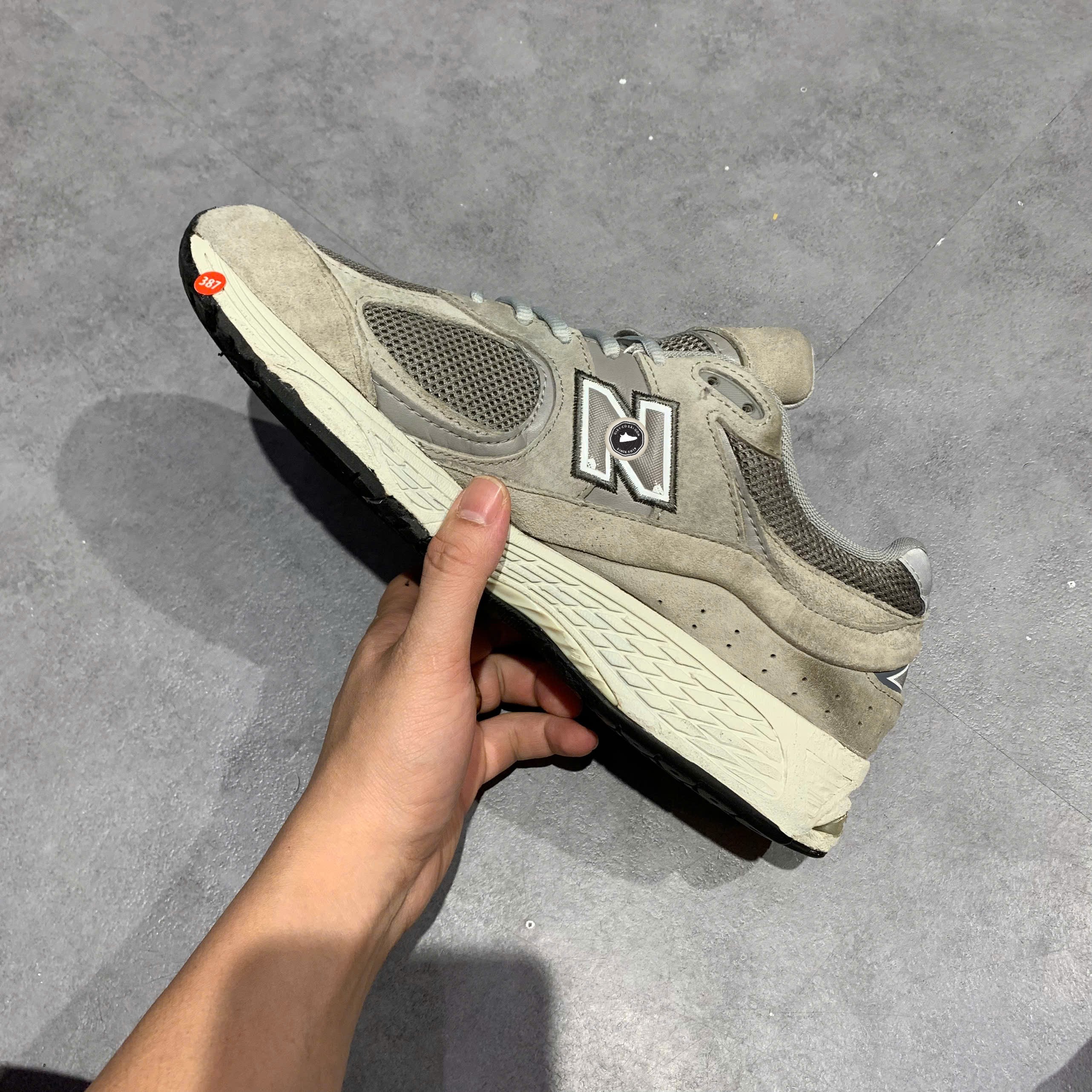 New Balance 2002R Marblehead - ML2002RC - Size 44 - GIÀY 2HAND CHÍNH HÃNG PVN25001