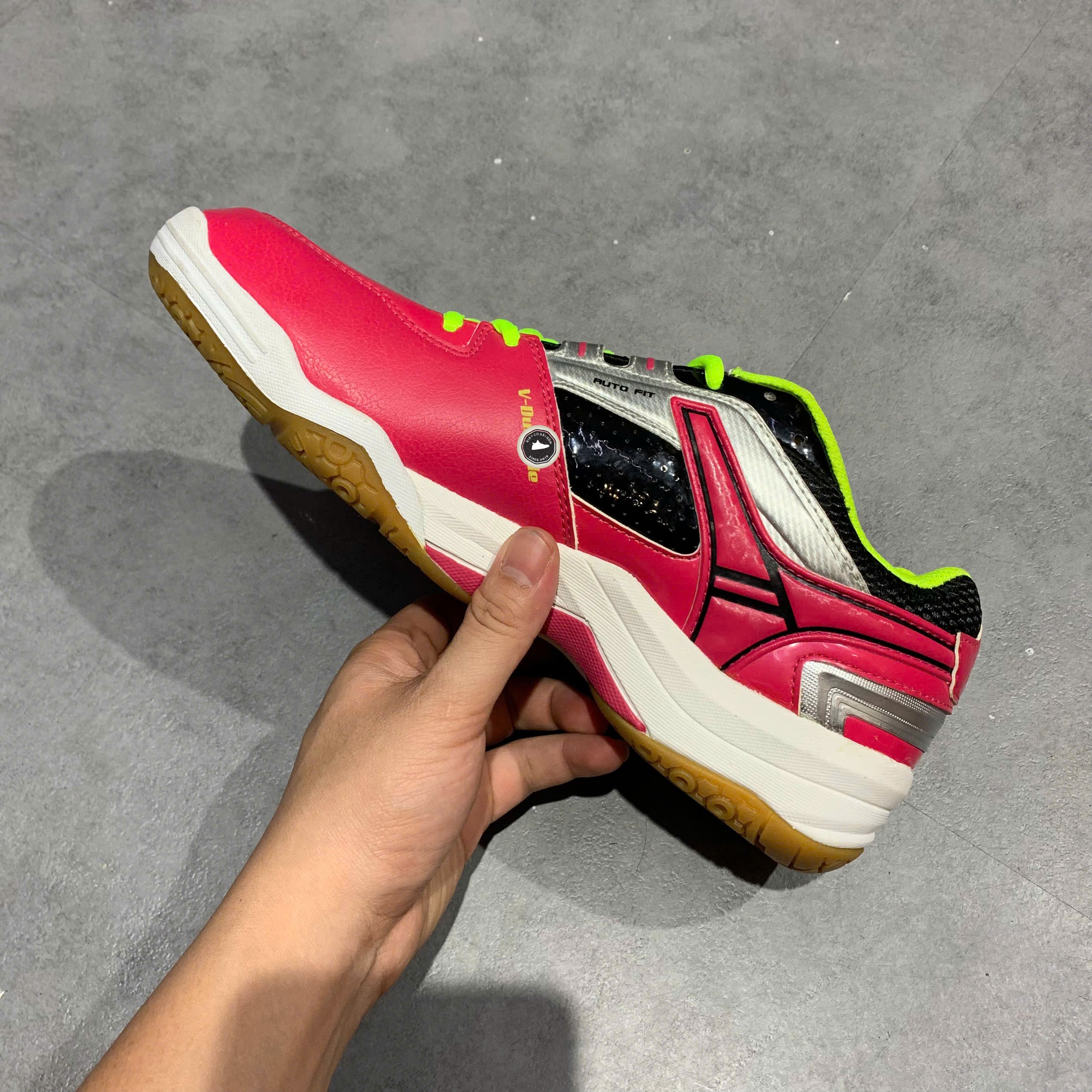 Victor SH-A820Q - SH A820 Q - Size 42 - GIÀY 2HAND CHÍNH HÃNG PVN25126