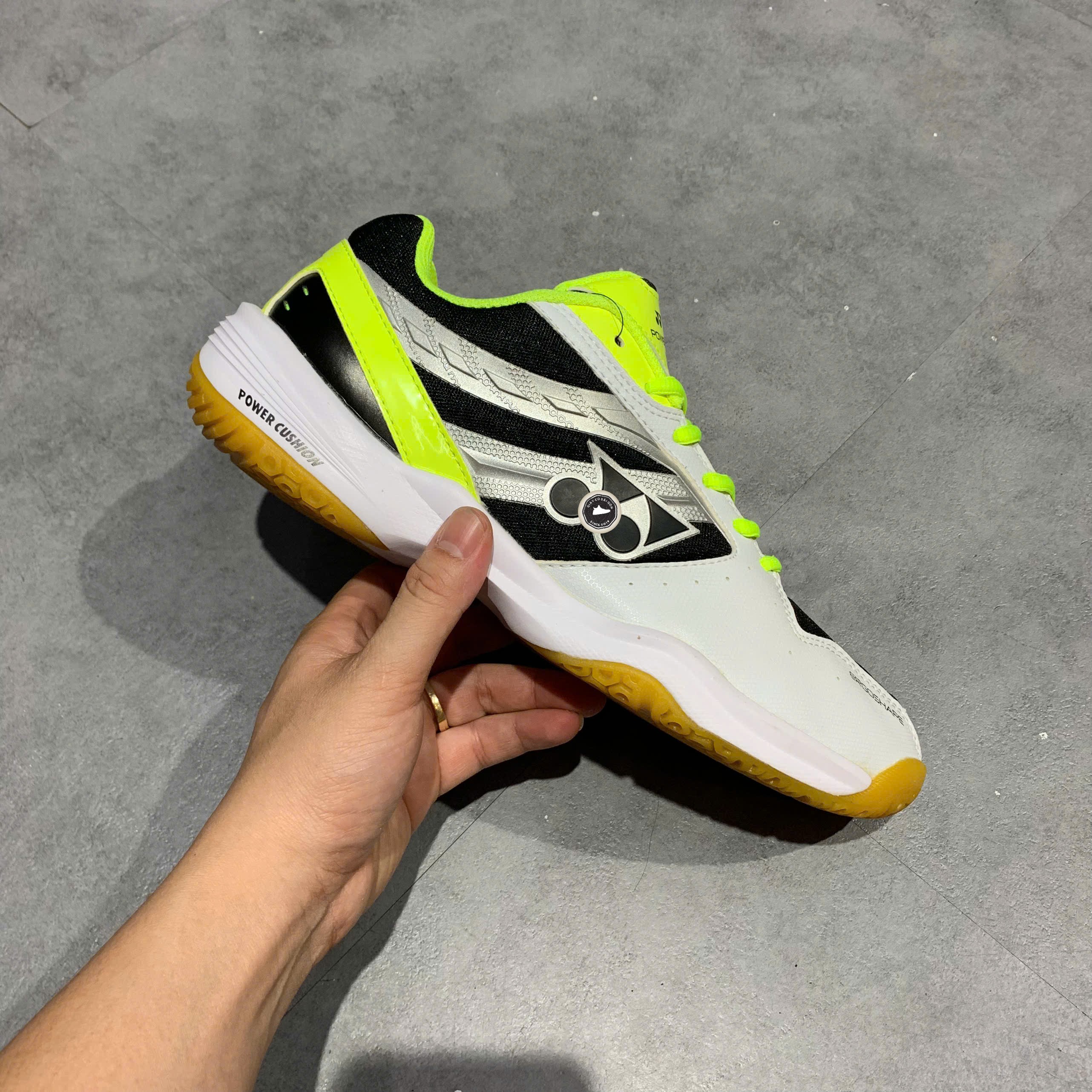 Yonex Power Cushion 101CR - SHB101CR TRẮNG XANH CHUỐI - Size 42 - GIÀY 2HAND CHÍNH HÃNG PVN25069