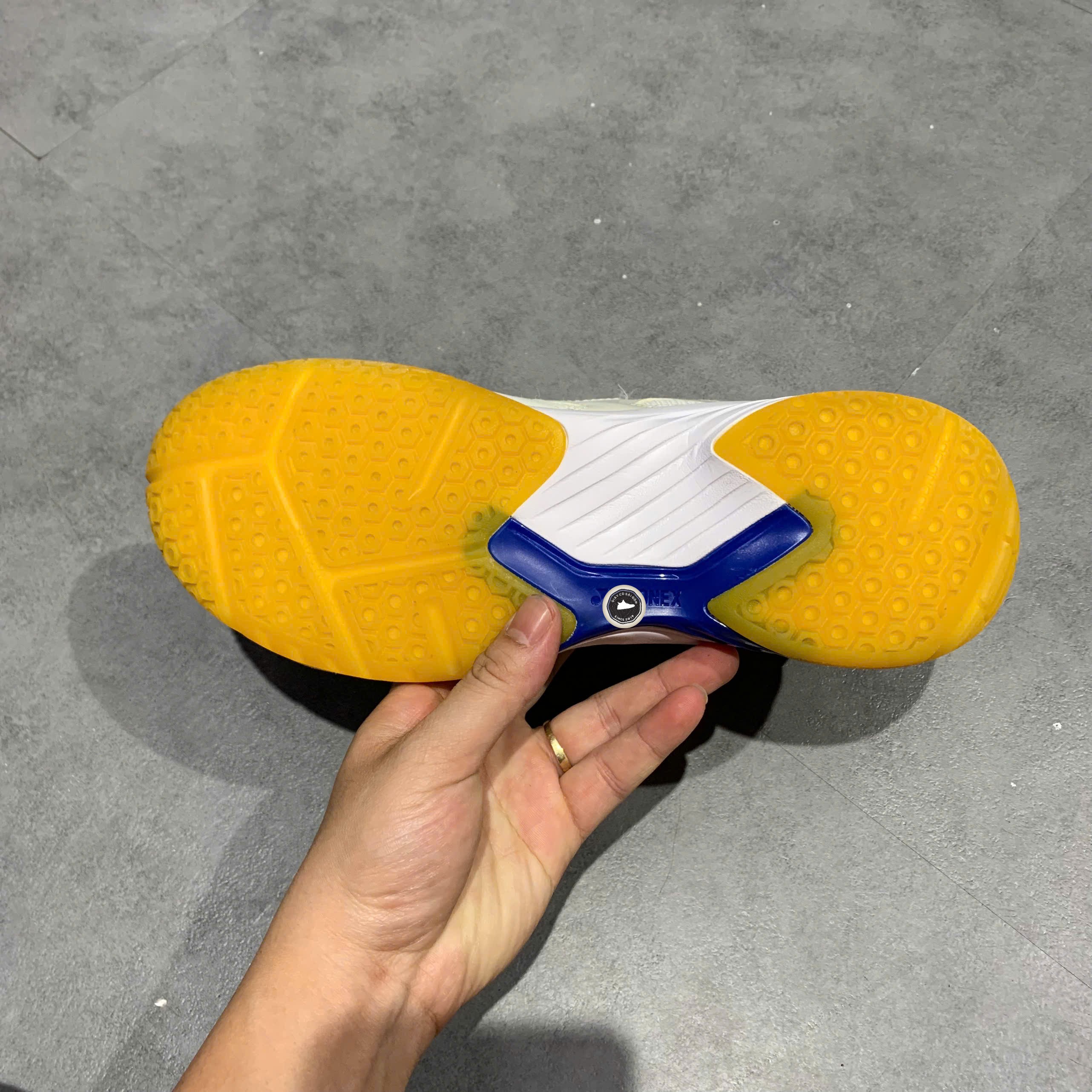 Yonex Power Cushion 101 CR - SHB101CR - Size 42 - GIÀY 2HAND CHÍNH HÃNG PVN25180