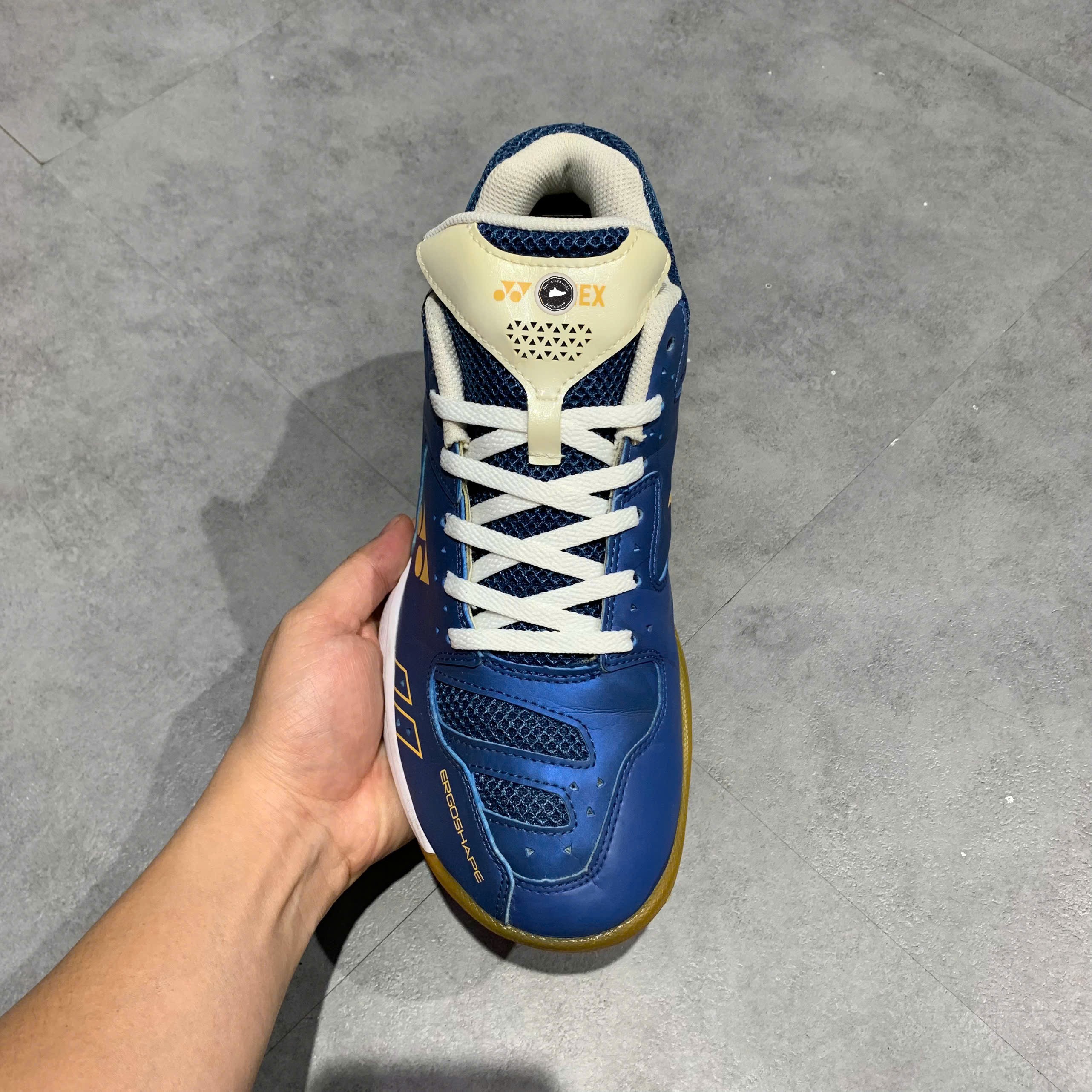 Giày Yonex Power Cushion - Size 42 - GIÀY 2HAND CHÍNH HÃNG PVN25035