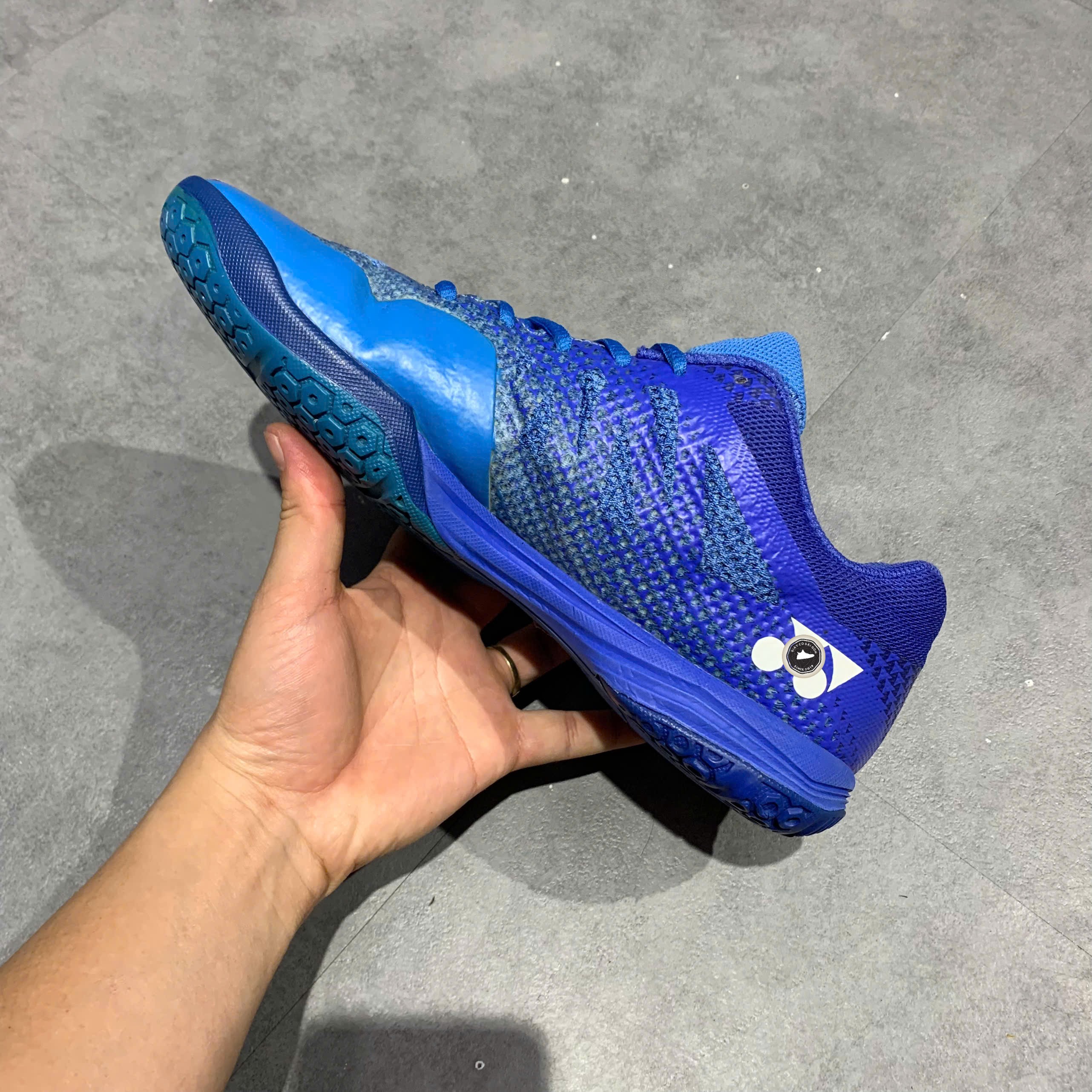 YONEX POWER CUSHION AERUS 3R MÀU XANH DƯƠNG - Size 42 - GIÀY 2HAND CHÍNH HÃNG PVN25250