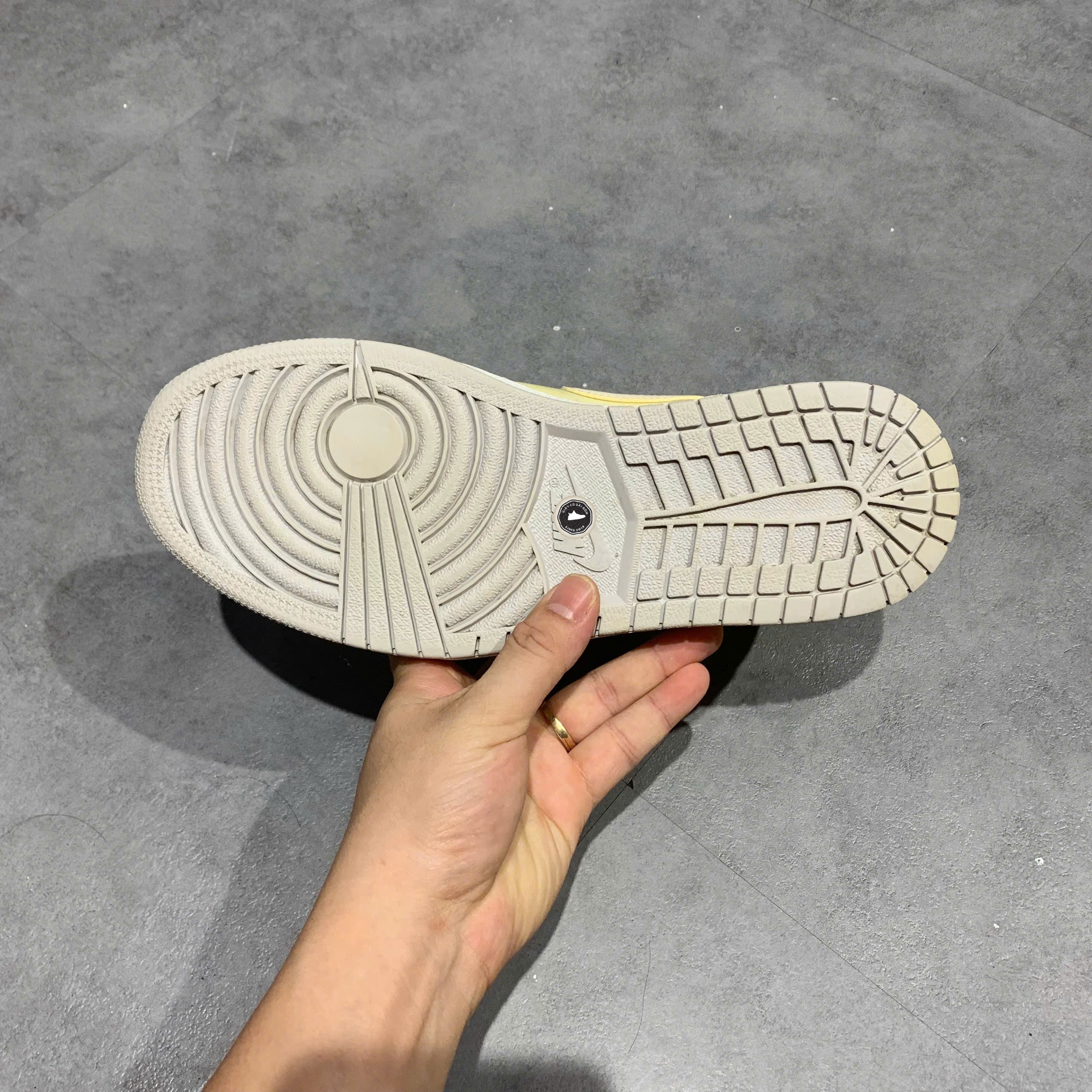 Air Jordan 1 Low SE Craft Inside Out White Phantom - DN1635-100 - Size 41 - GIÀY 2HAND CHÍNH HÃNG PVN25467