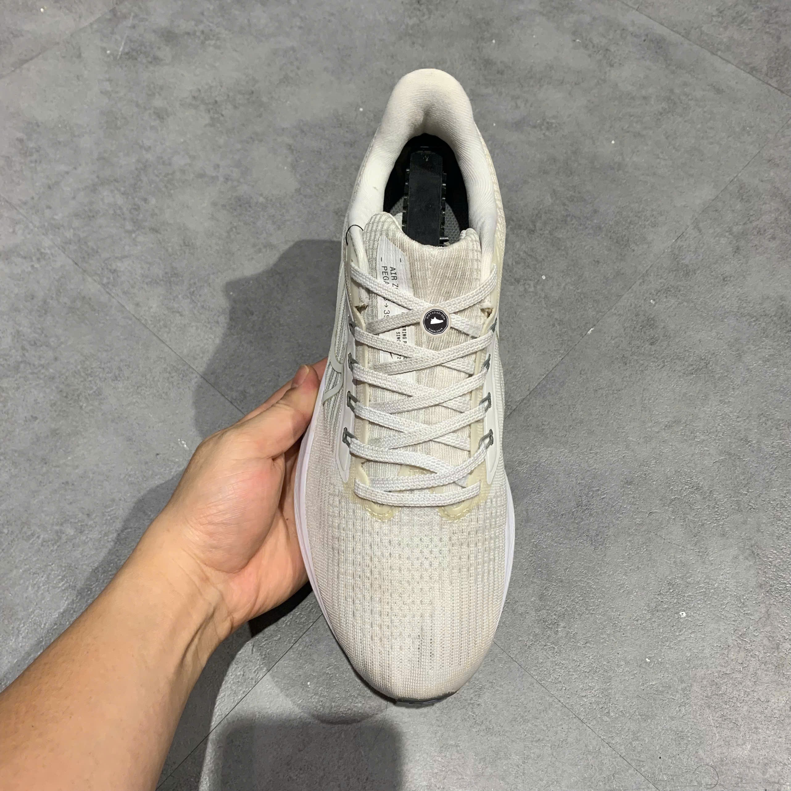 Nike Air Zoom Pegasus 39 'White Grey Fog' - DH4071-100 - Size 41 - GIÀY 2HAND CHÍNH HÃNG PVN25487