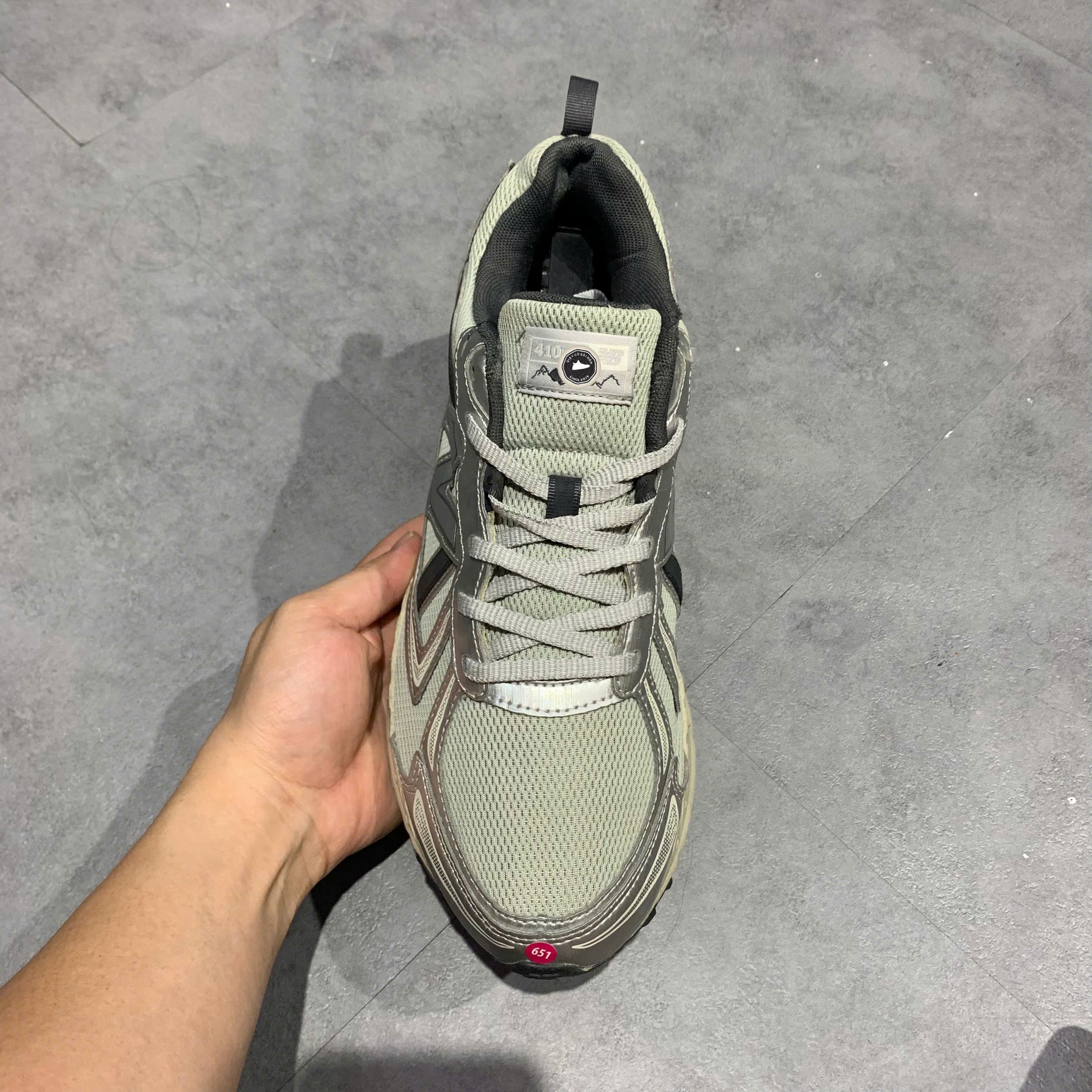 New Balance 410v5 Trail 'Silver Black' - MT410KR5 - Size 43 - GIÀY 2HAND CHÍNH HÃNG PVN25700