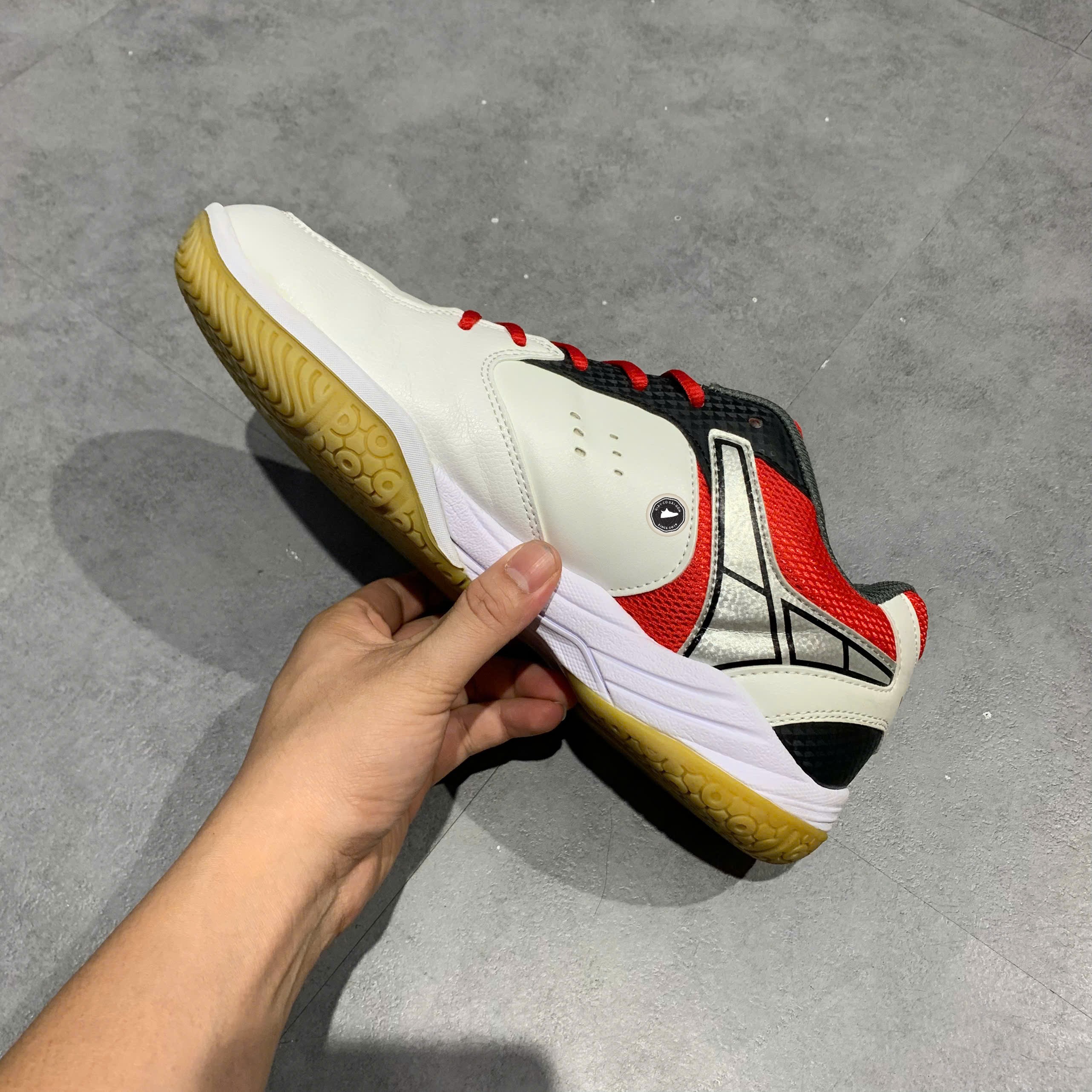 Victor SH-A501 White Red - SH-A501 - Size 43 - GIÀY 2HAND CHÍNH HÃNG PVN