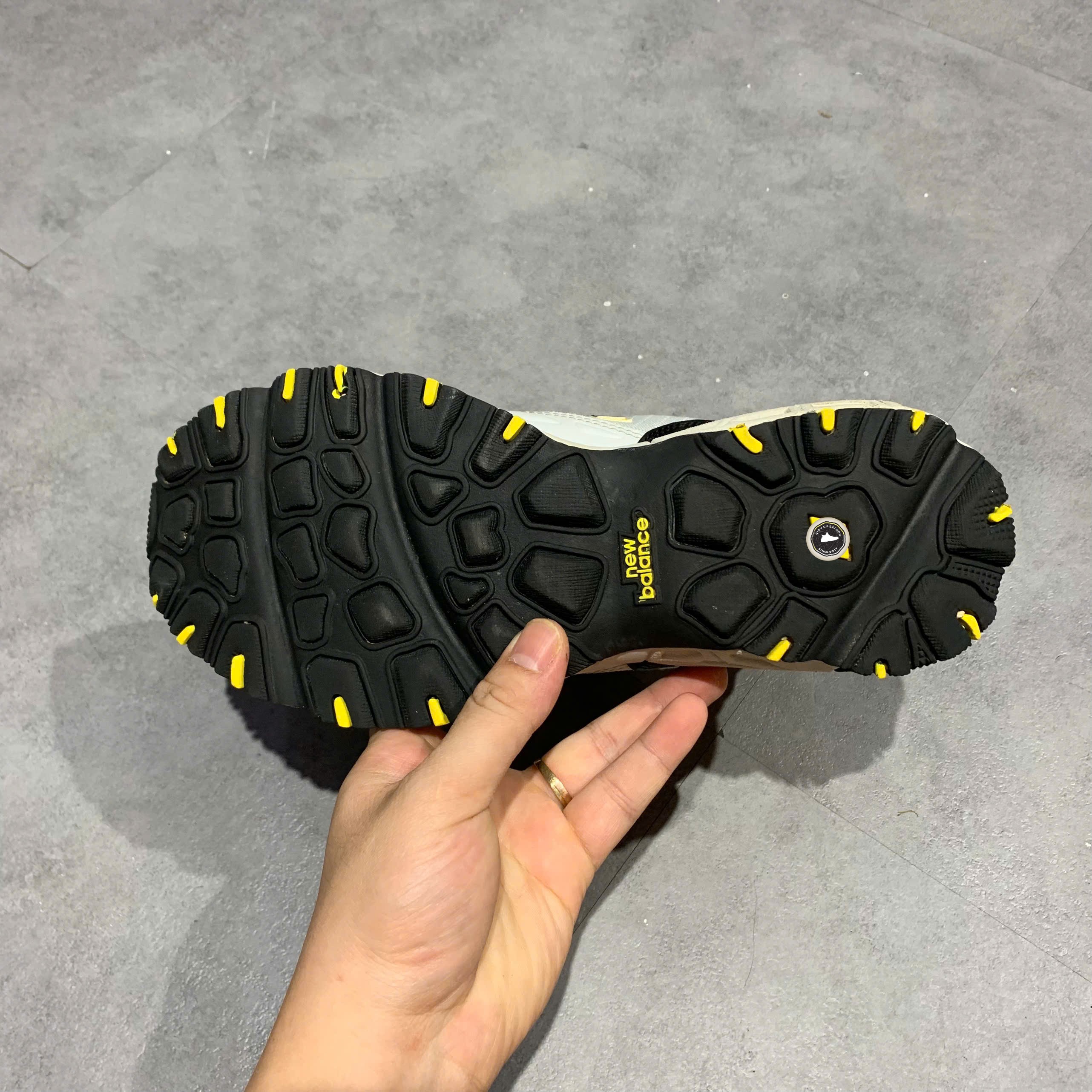Giày Chạy bộ New Balance 801 All Terrain White Black Yellow - ML801BE - Size 40 - GIÀY 2HAND CHÍNH HÃNG PVN25282