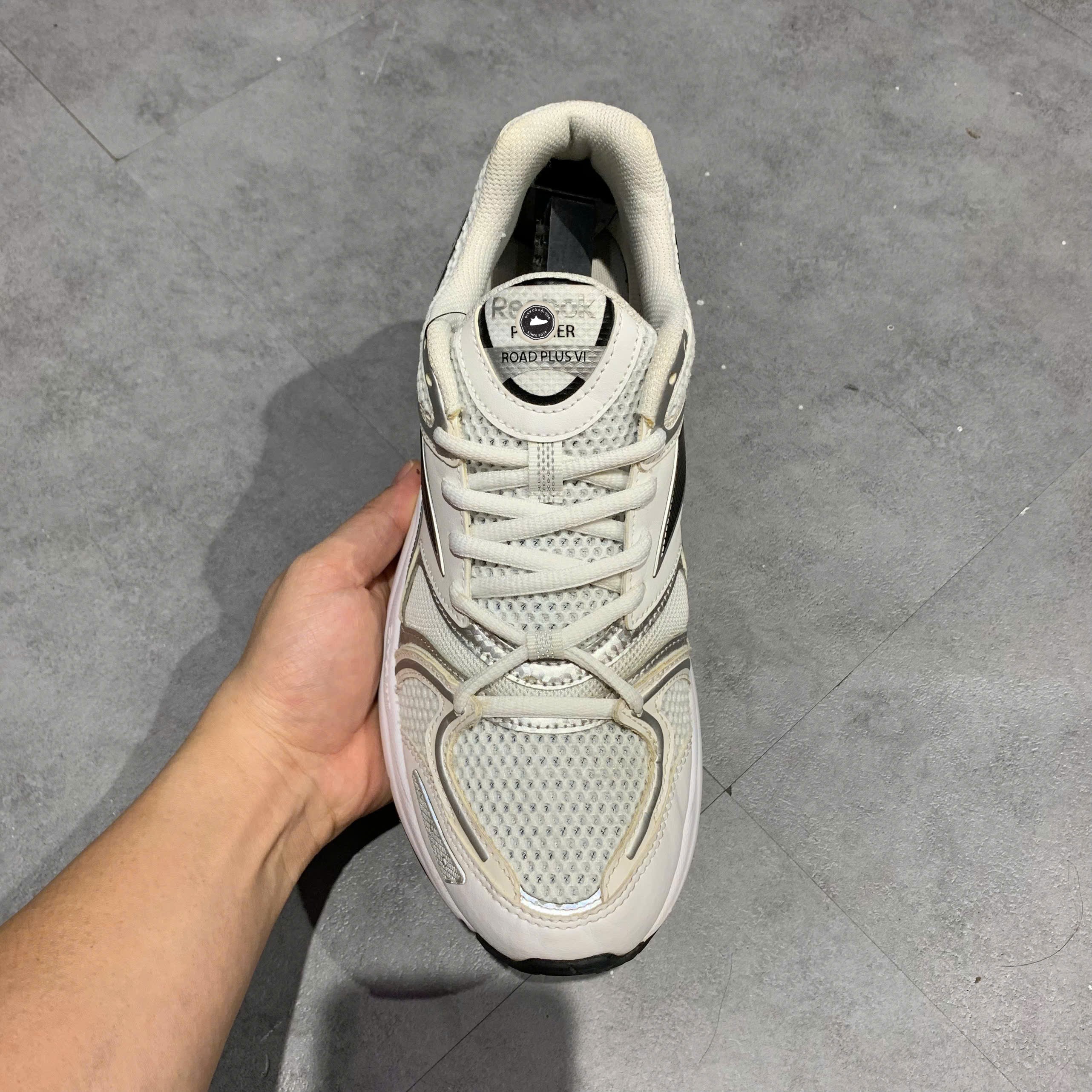 Giày Chạy Bộ Reebok Premier Road Plus VI - HP2471 - Size 40.5 - GIÀY 2HAND CHÍNH HÃNG PVN24791