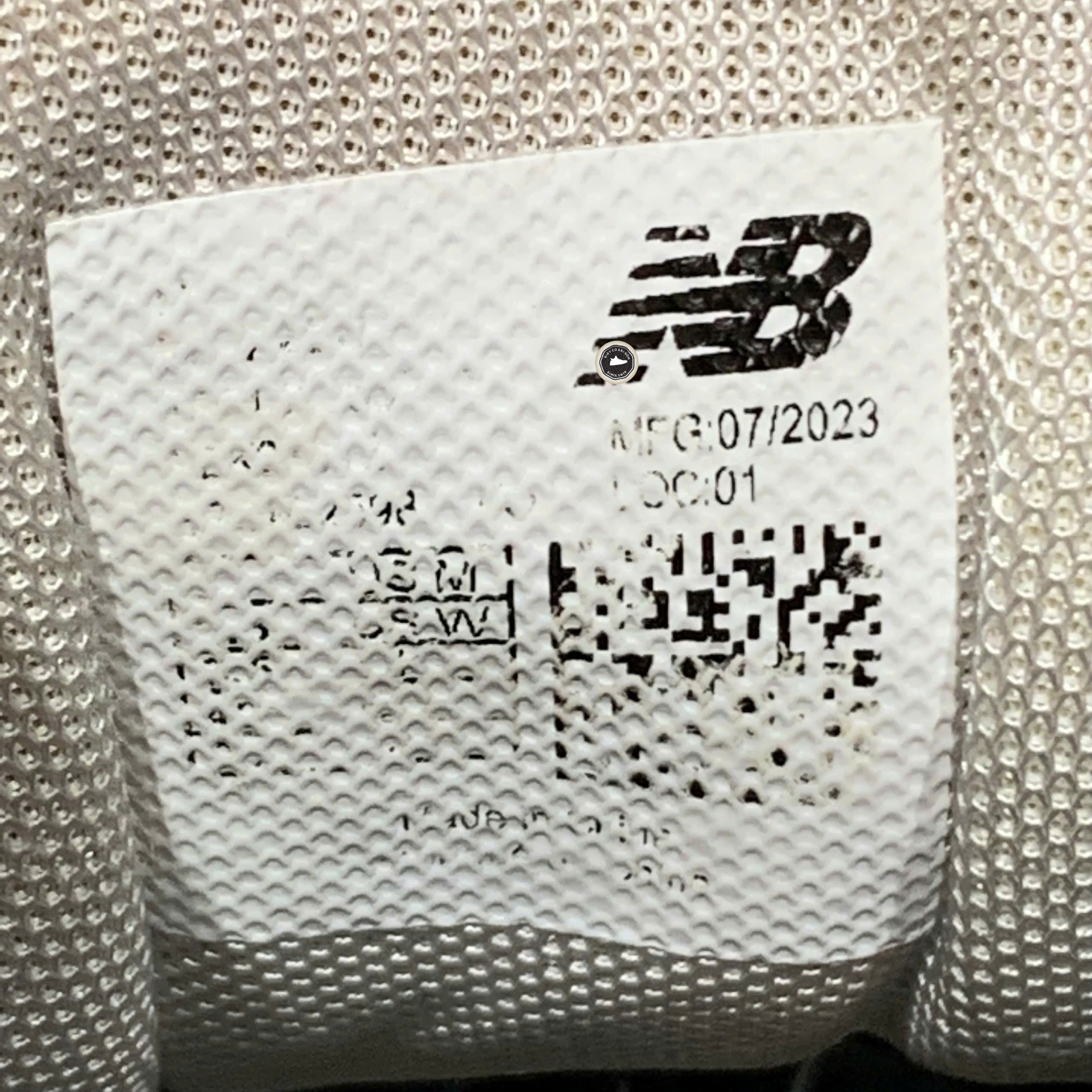 Giày Chạy Bộ New Balance 725 Moonbeam - ML725G - Size 40 - GIÀY 2HAND CHÍNH HÃNG PVN25284
