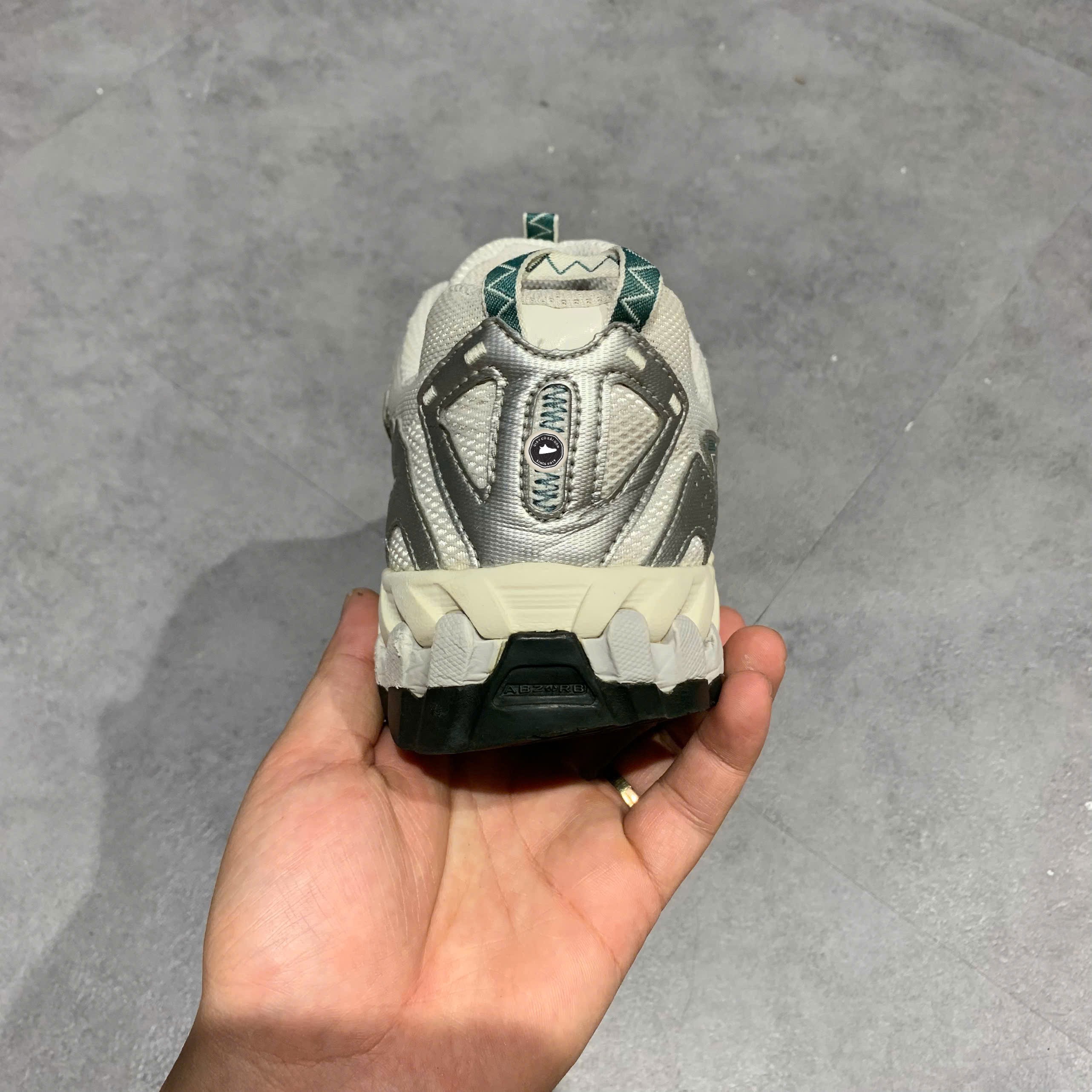 giày Chạy bộ New Balance 610v1 Silver Metallic Teal - ML610TE - Size 40 - GIÀY 2HAND CHÍNH HÃNG PVN25300