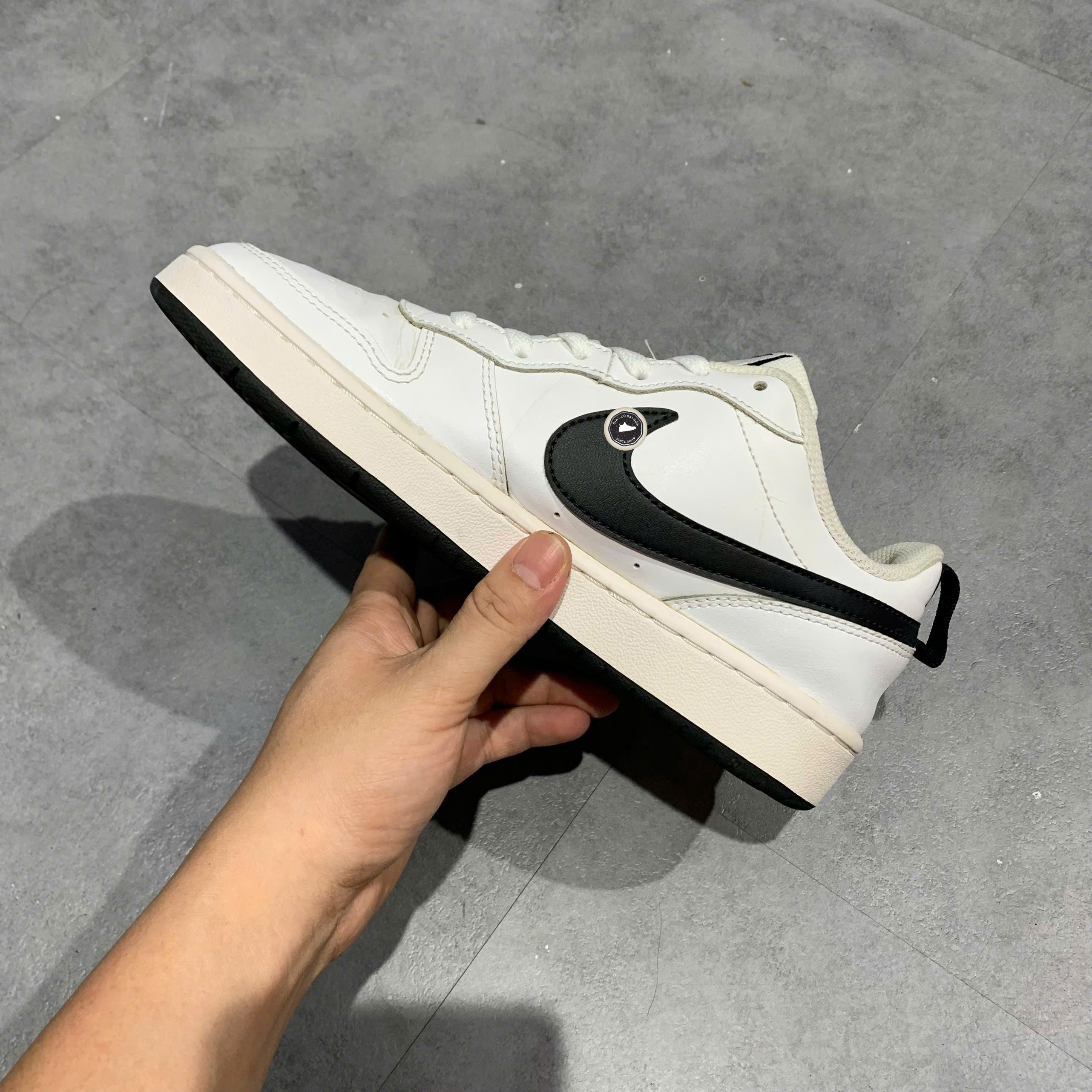 Giày Nike Court Borough Low 2 White Black - BQ5448-104 - Size 40 - GIÀY 2HAND CHÍNH HÃNG PVN