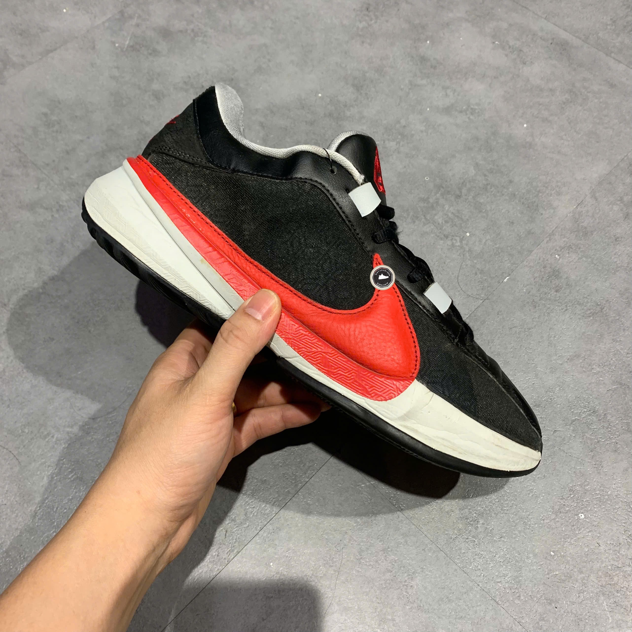 Nike Zoom Freak 5 EP Black University Red - DX4996-004 - Size 41 - GIÀY 2HAND CHÍNH HÃNG PVN25483