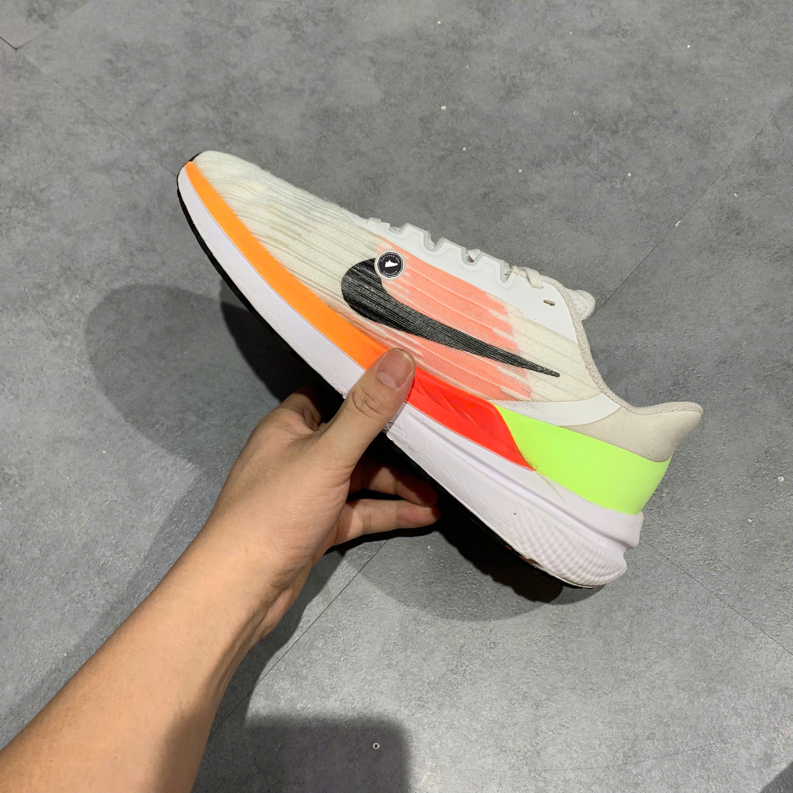 Nike Air Zoom Pegasus 40 White Volt Bright Crimson - DV3853-101 - Size 40.5 - GIÀY 2HAND CHÍNH HÃNG PVN25360