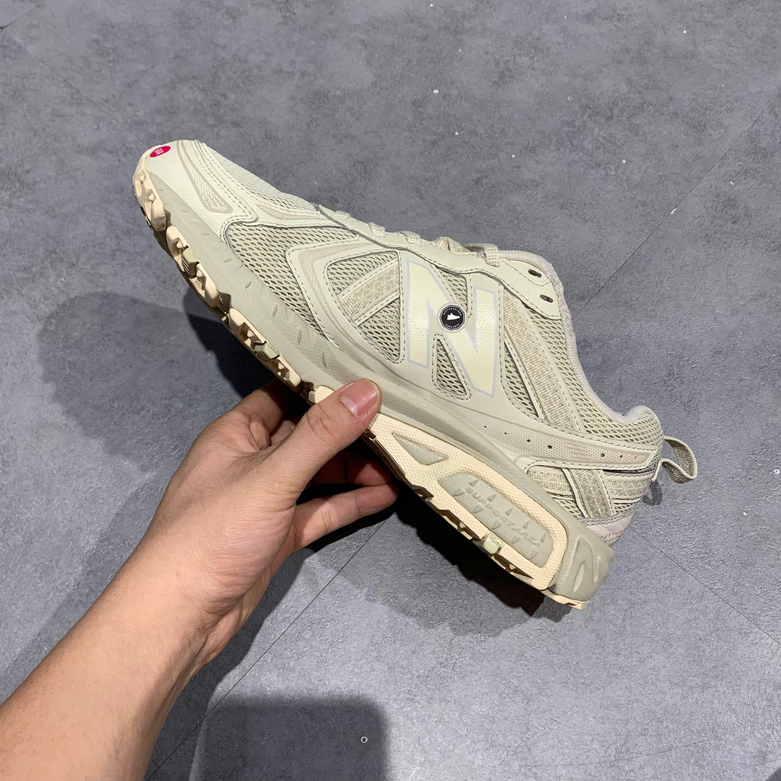 New Balance 410v7 Trail 'Incense Beige' - MT410SA7 - Size 40.5 - GIÀY 2HAND CHÍNH HÃNG PVN25344