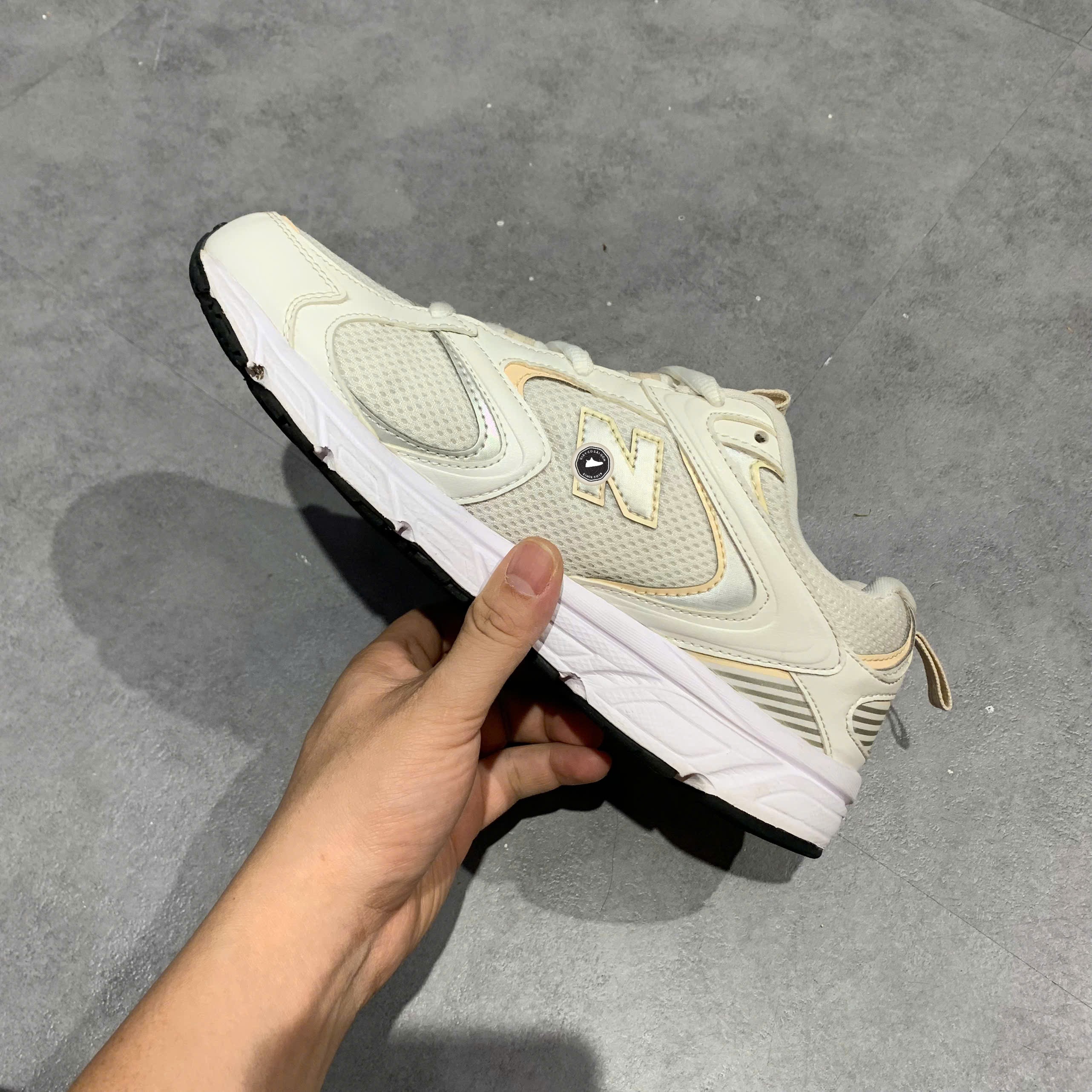 New Balance 408 'Beige' - ML408BJ - Size 40 - GIÀY 2HAND CHÍNH HÃNG PVN25353