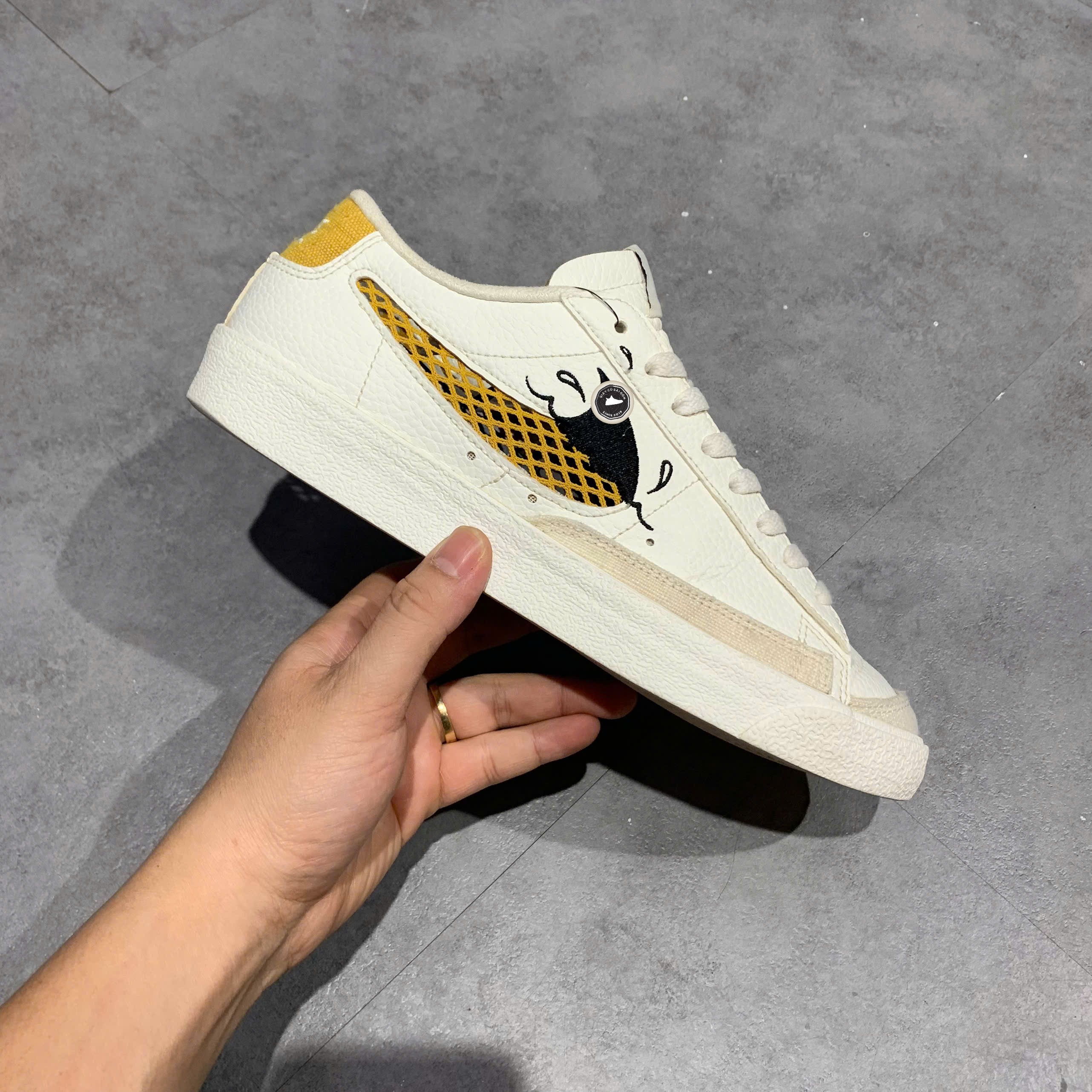 Nike Blazer Low '77 Cat Leap High - FD0327-100 - Size 41 - GIÀY 2HAND CHÍNH HÃNG PVN25509