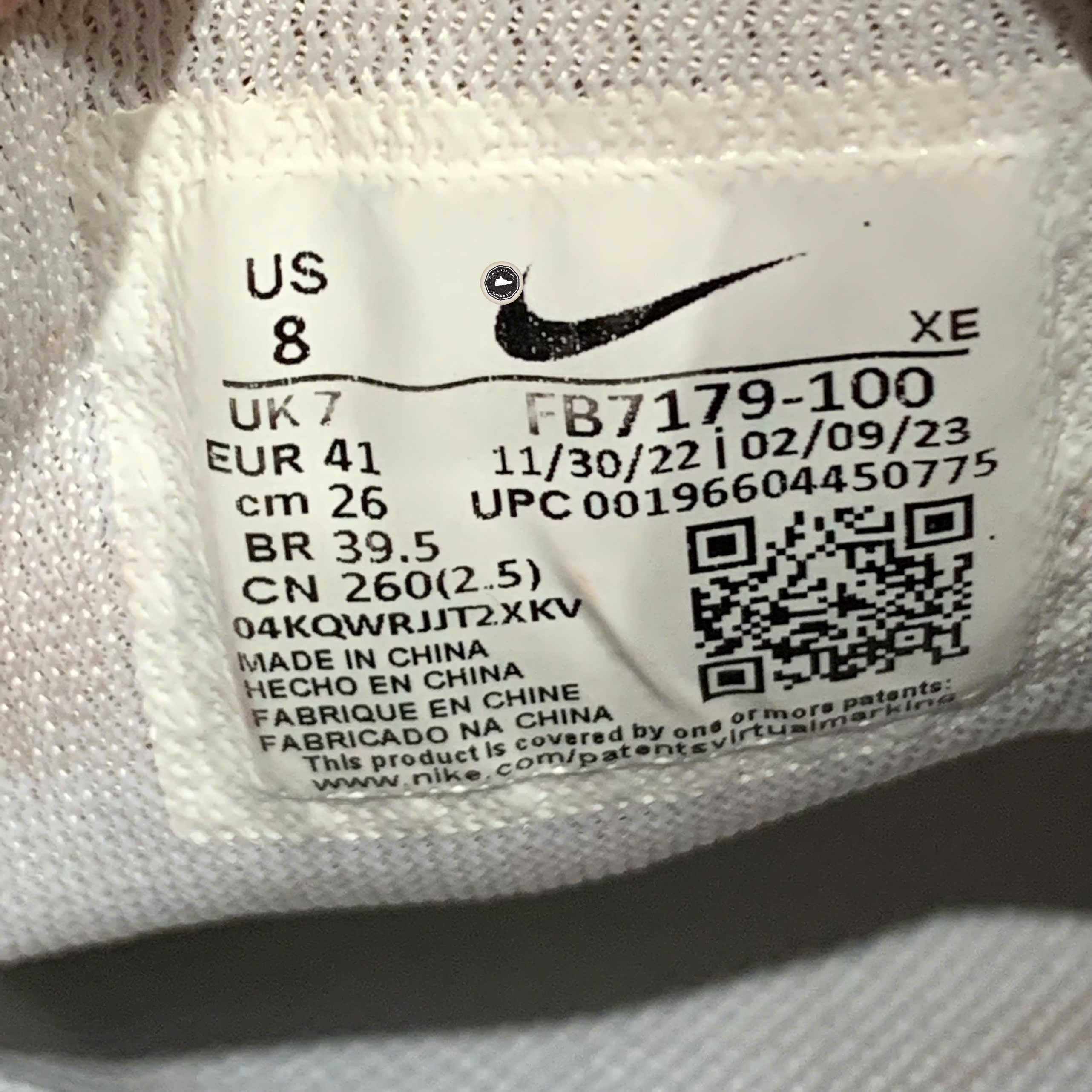 Nike Air Zoom Pegasus 40 SE White Multi-Color Mismatch - FJ1051-100 - Size 41 - GIÀY 2HAND CHÍNH HÃNG PVN25450
