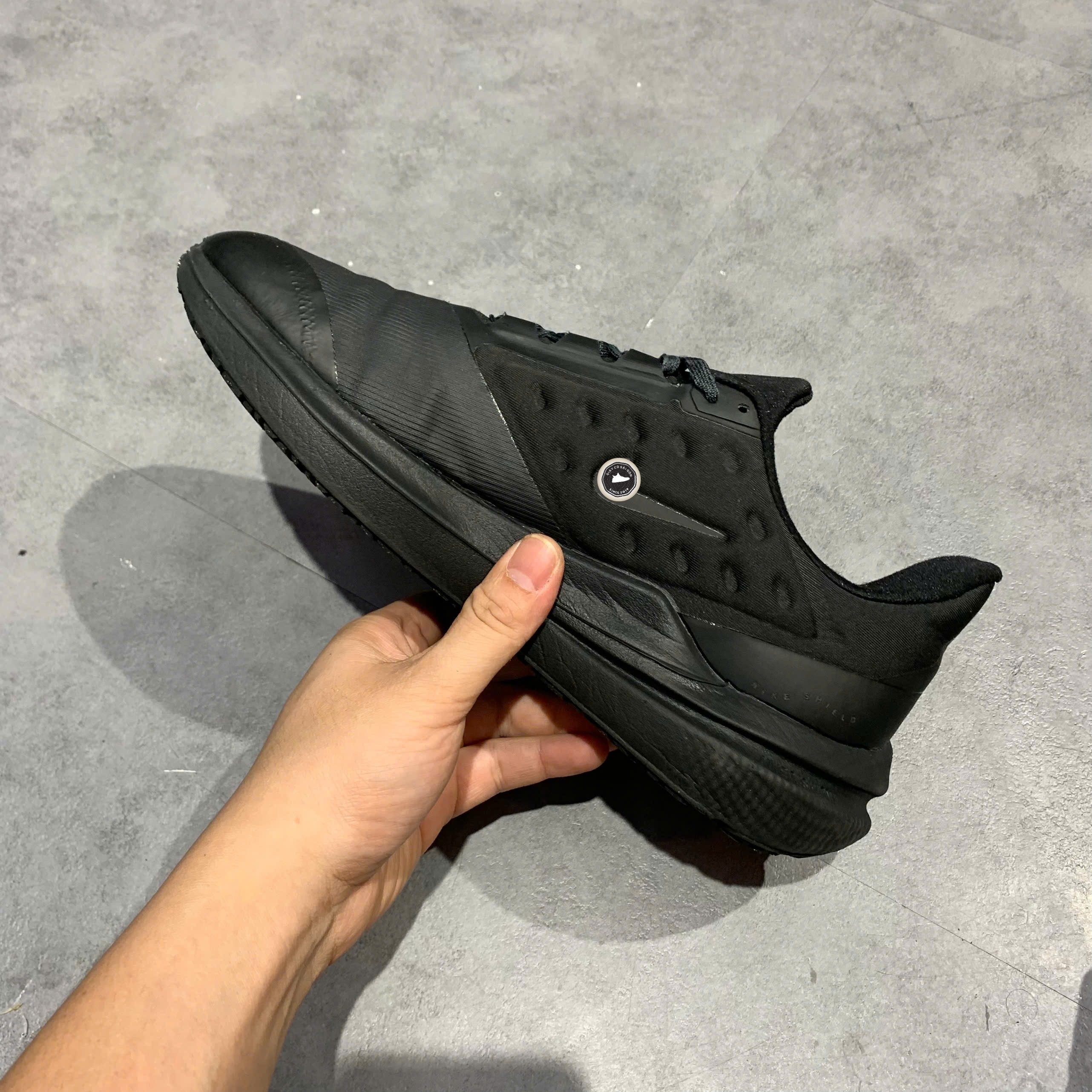 Nike Air Zoom Pegasus 39 Shield Triple Black - DO7625-001 - Size 41 - GIÀY 2HAND CHÍNH HÃNG PVN25494