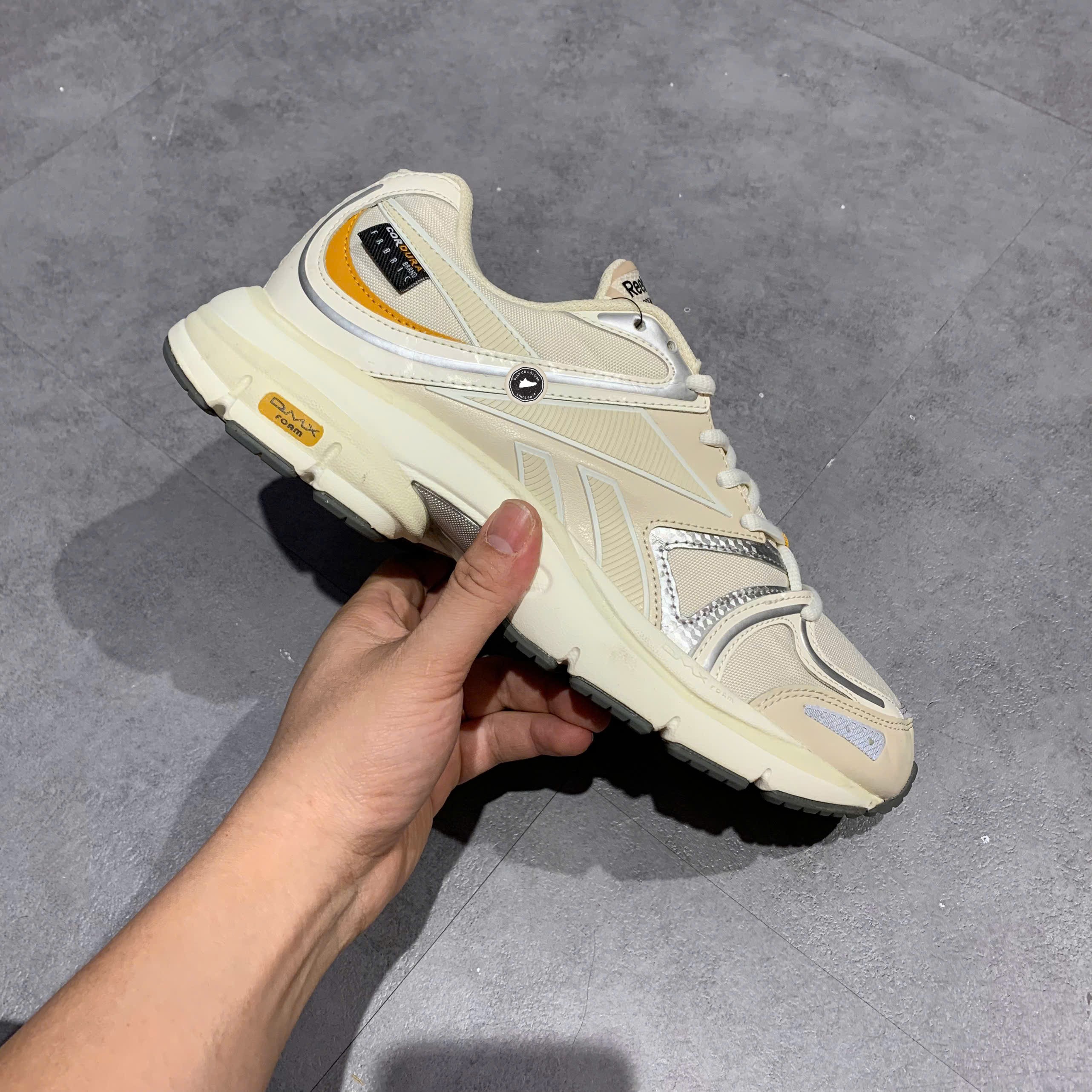 Reebok Premier Road Plus VI Cordura Alabaster Chalk Bright Ochre - HP2473 - Size 42 - GIÀY 2HAND CHÍNH HÃNG PVN25562