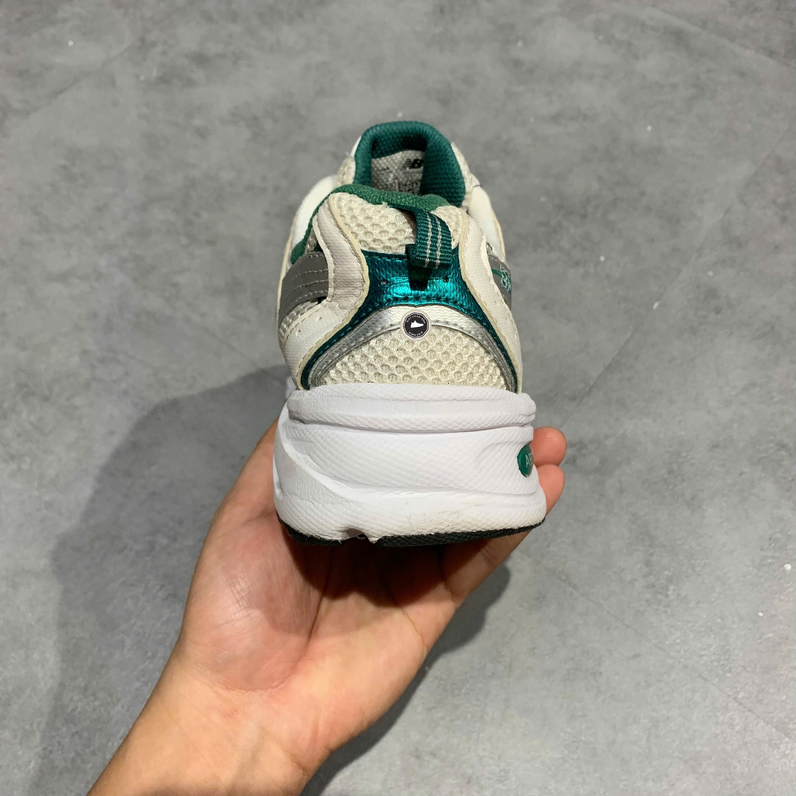 New Balance 530 White Silver Green - MR530UAB - Size 42.5 - GIÀY 2HAND CHÍNH HÃNG PVN25598