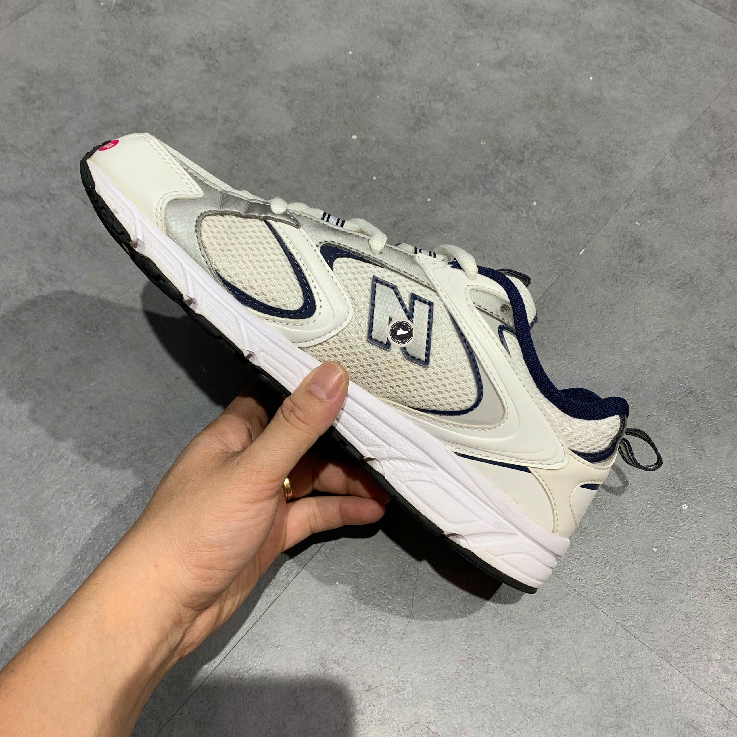New Balance 408 White Navy - ML408A - Size 42.5 - GIÀY 2HAND CHÍNH HÃNG PVN25620