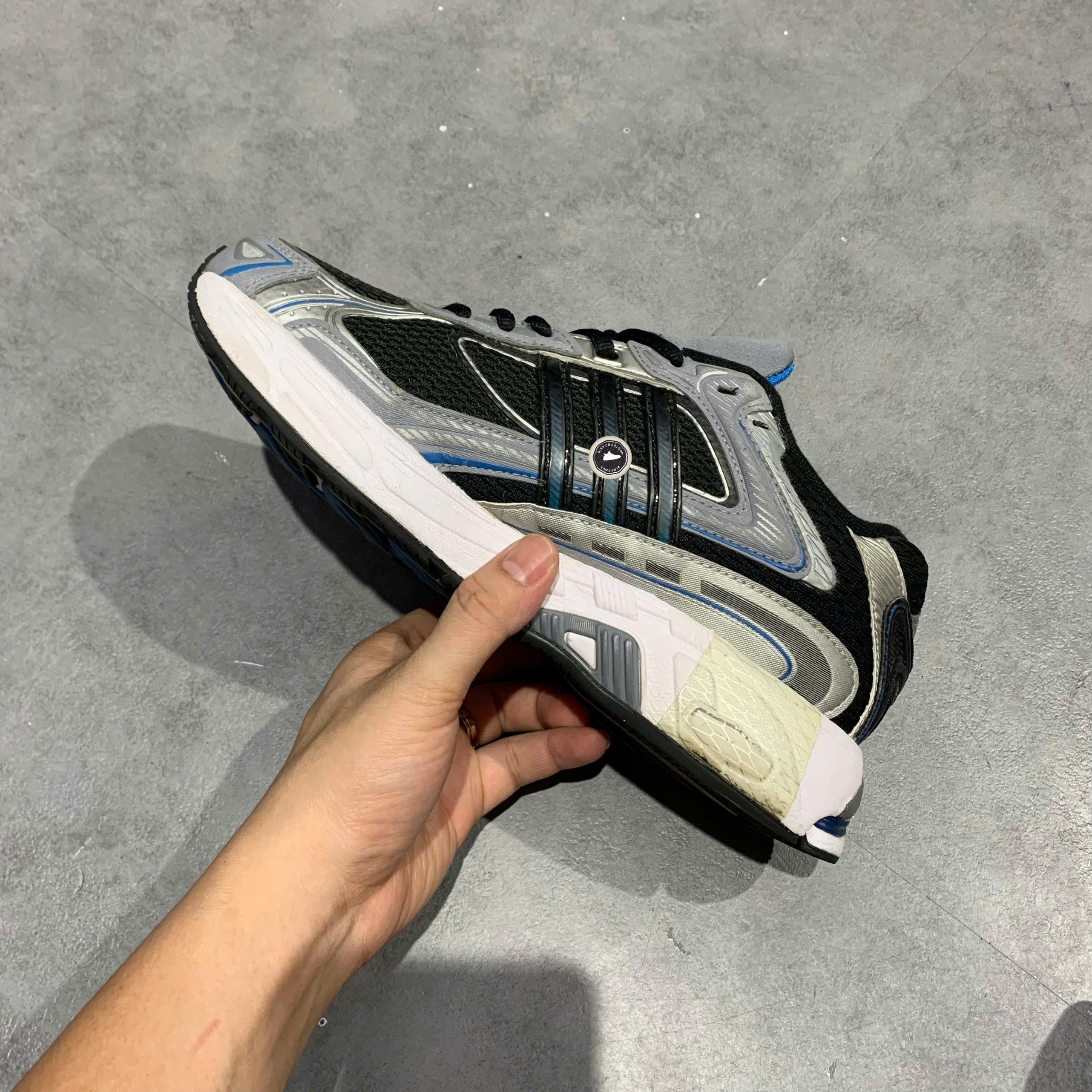 Adidas Response CL Core Black Bright Blue - ID0666 - Size 40 2/3 - GIÀY 2HAND CHÍNH HÃNG PVN26097