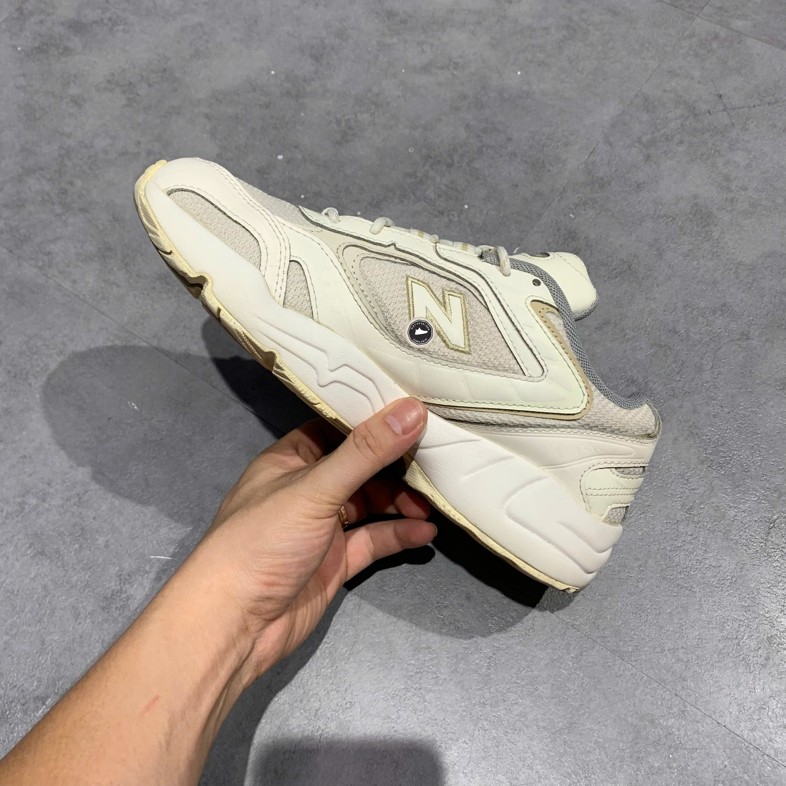 New Balance 452 White Silver - WX452SG - Size 40 - GIÀY 2HAND CHÍNH HÃNG PVN26113