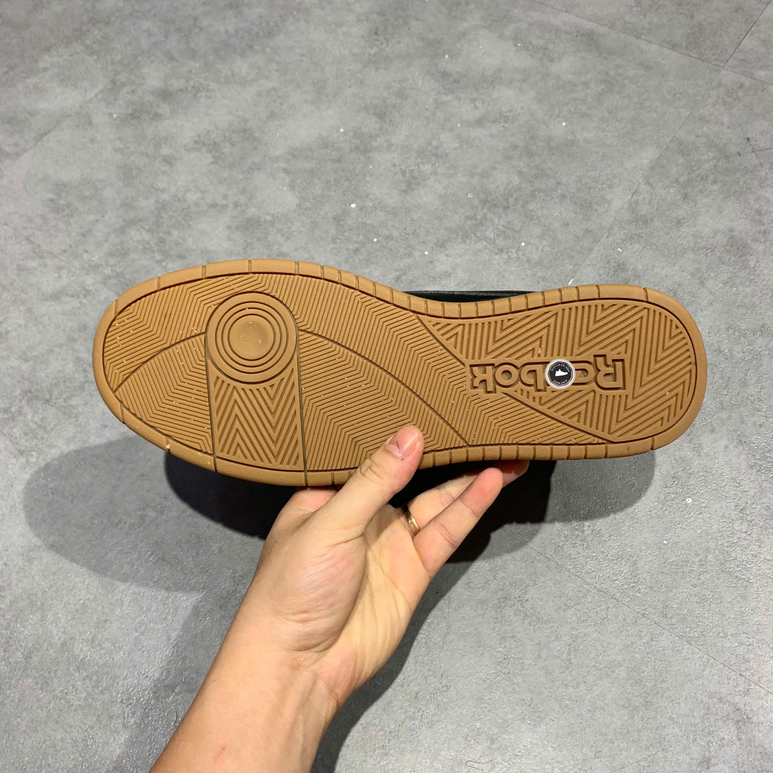 Reebok Royal Techque T Black Gum - CN3195 - Size 42 - GIÀY 2HAND CHÍNH HÃNG PVN25805