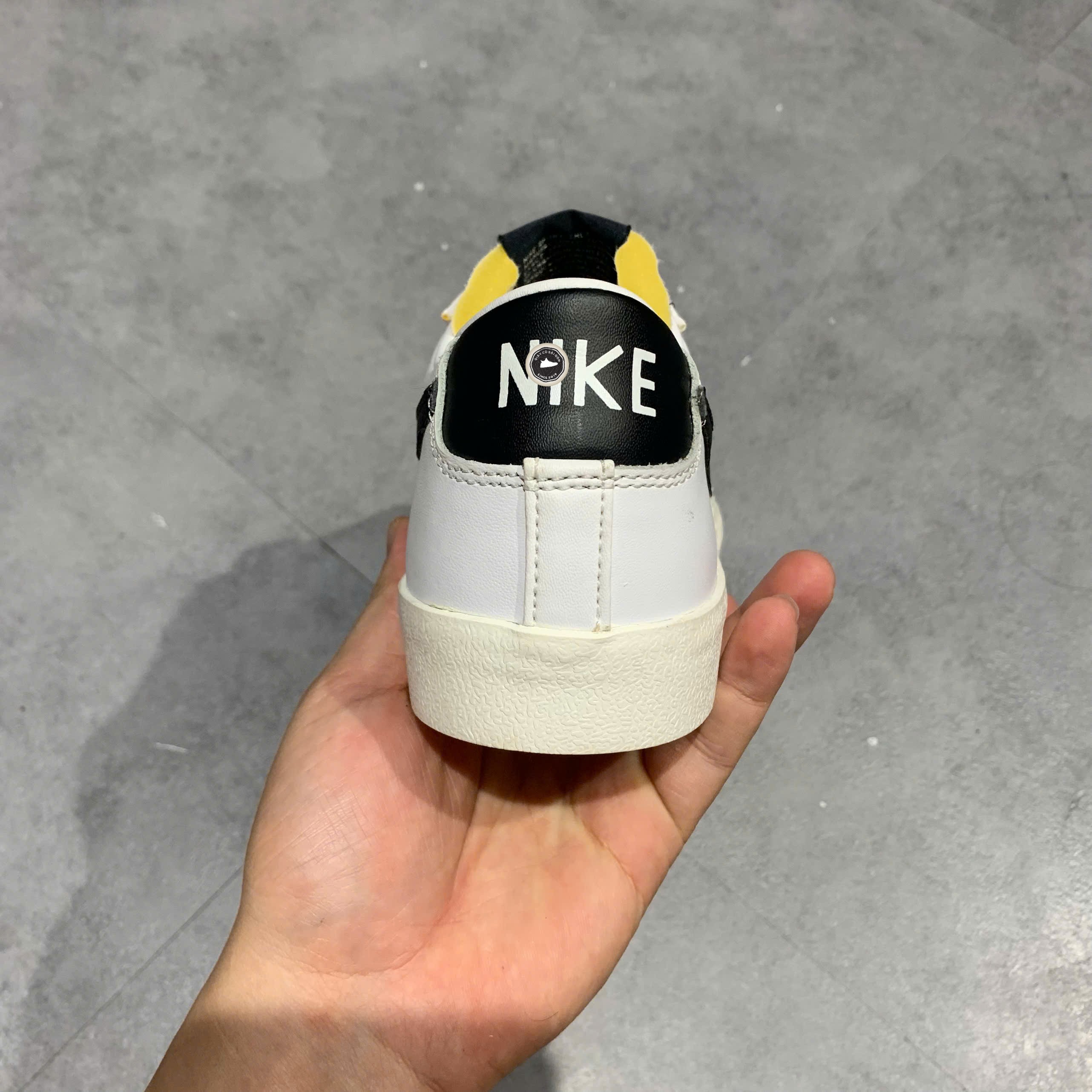 Nike Blazer Low '77 Vintage White Black - DC4769-102 - Size 39 - GIÀY 2HAND CHÍNH HÃNG PVN26274