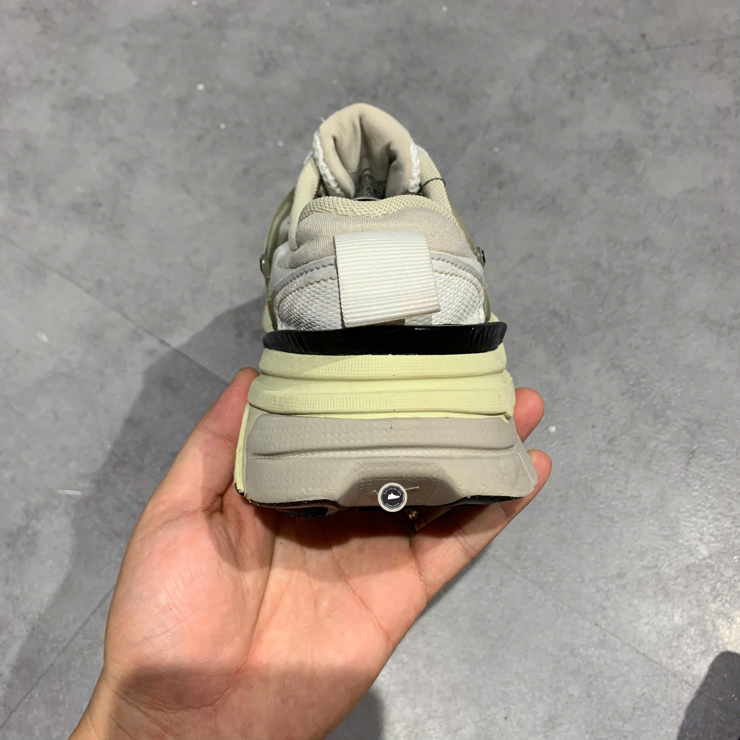 Nike V2K Run Summit White Metallic Silver - FD0736-100 - Size 38.5 - GIÀY 2HAND CHÍNH HÃNG PVN26218