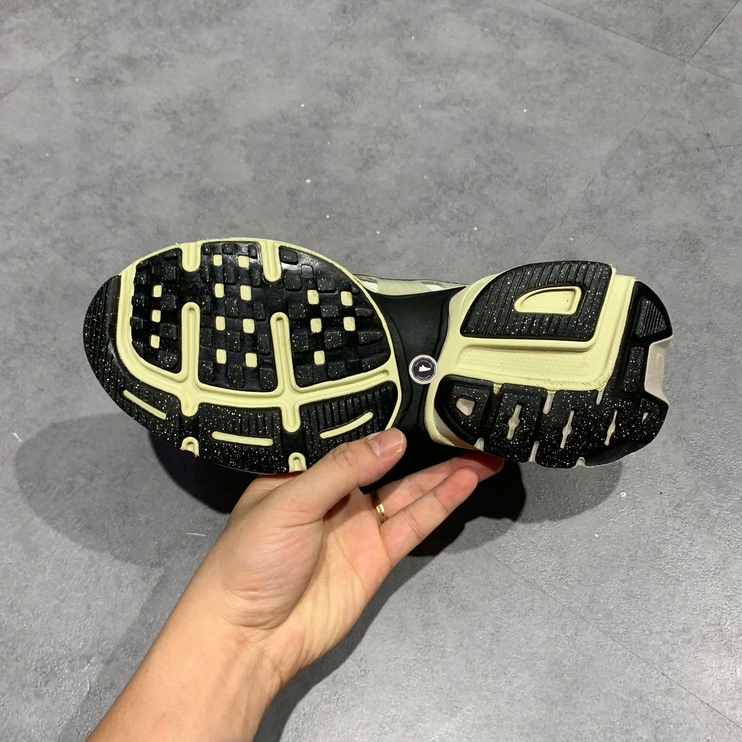 Nike V2K Run Summit White Metallic Silver - FD0736-100 - Size 38.5 - GIÀY 2HAND CHÍNH HÃNG PVN26218