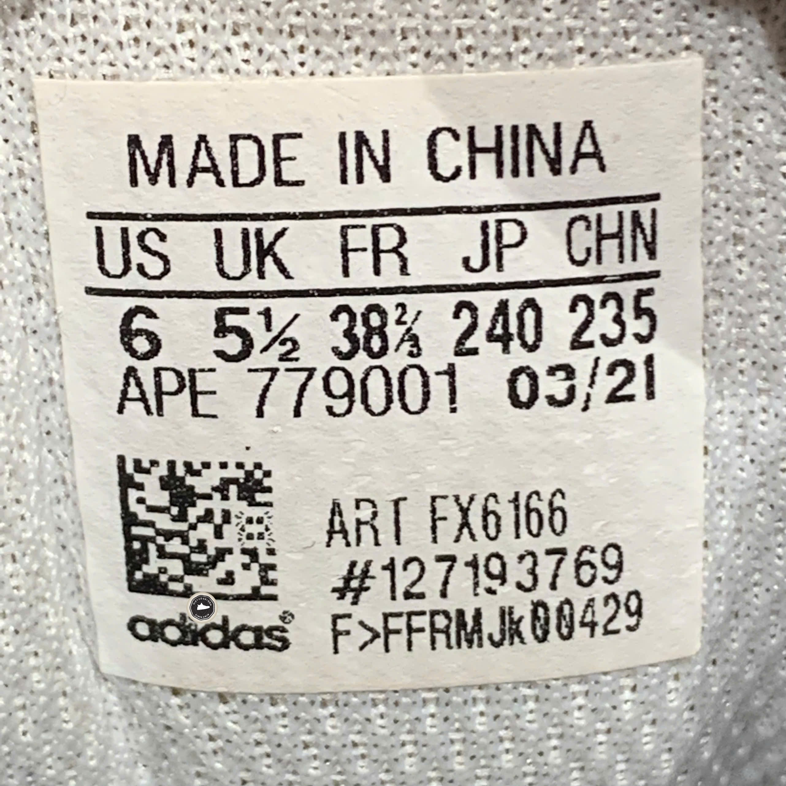 Adidas Response CL Cloud White Gold Metallic - FX6166 - Size 38 2/3 - GIÀY 2HAND CHÍNH HÃNG PVN26214