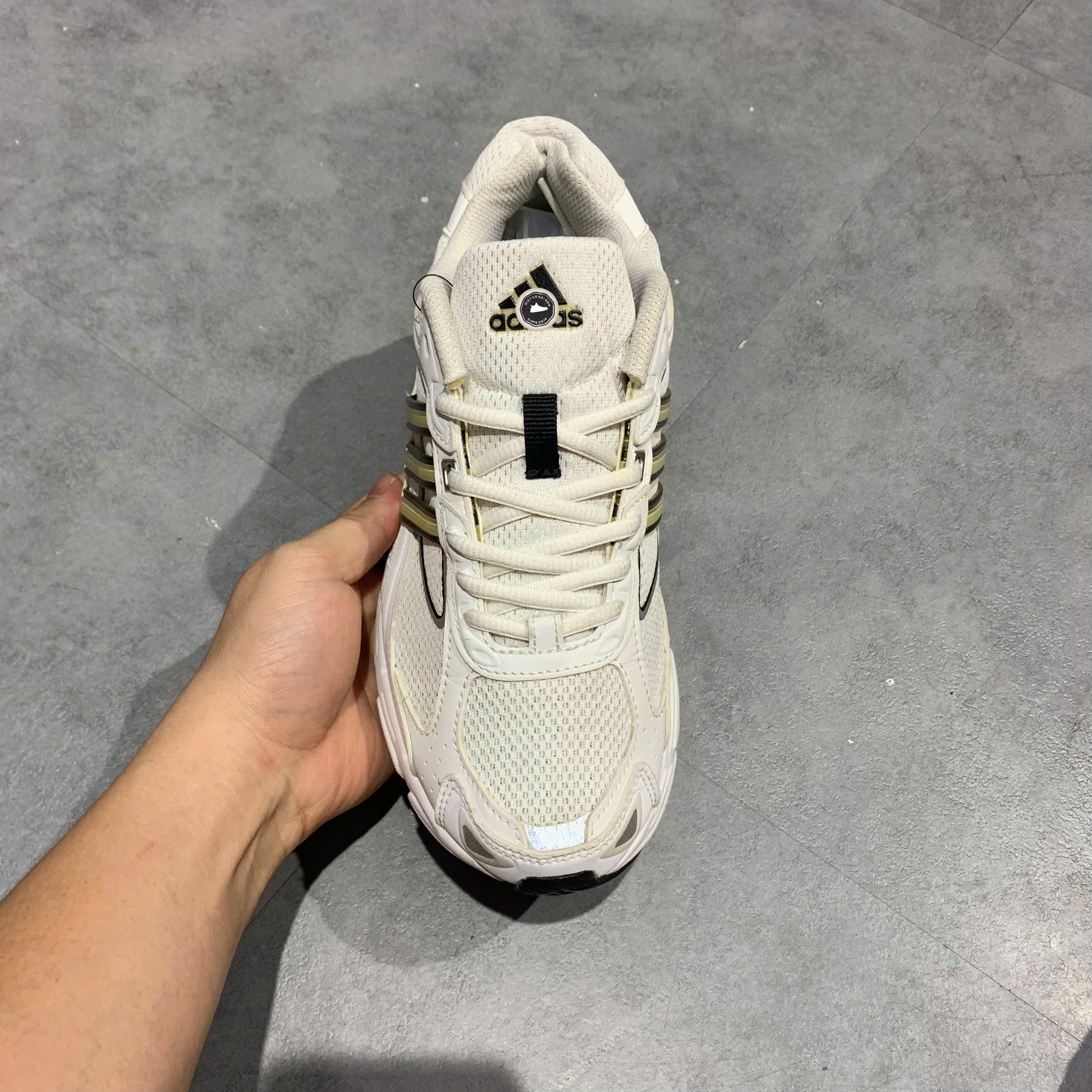 Adidas Response CL Cloud White Gold Metallic - FX6166 - Size 38 2/3 - GIÀY 2HAND CHÍNH HÃNG PVN26214