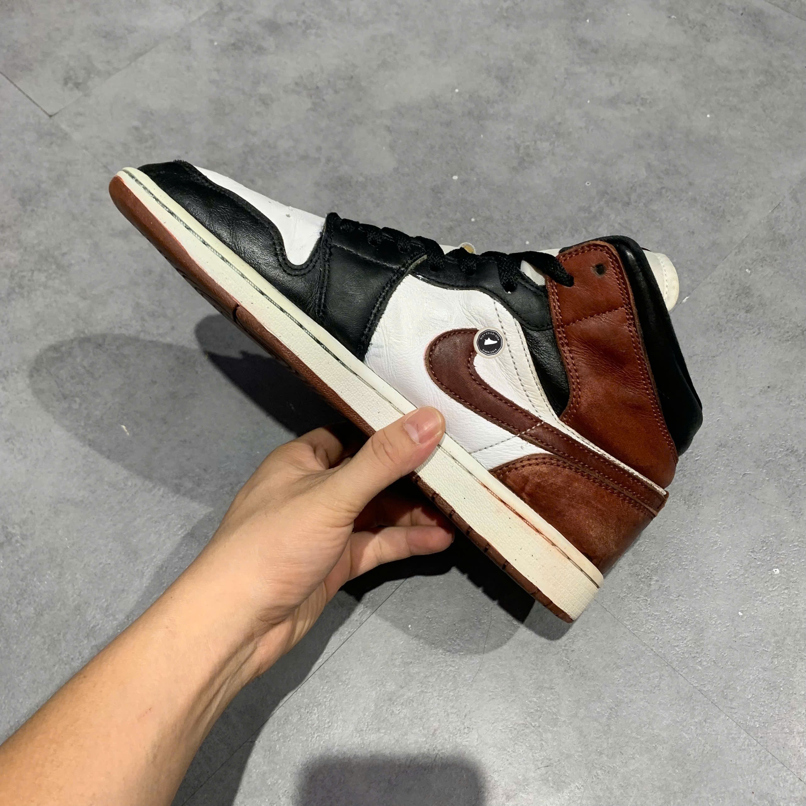 Air Jordan 1 Mid SE Dark Pony - HF3216-102 - Size 43 - GIÀY 2HAND CHÍNH HÃNG PVN26163