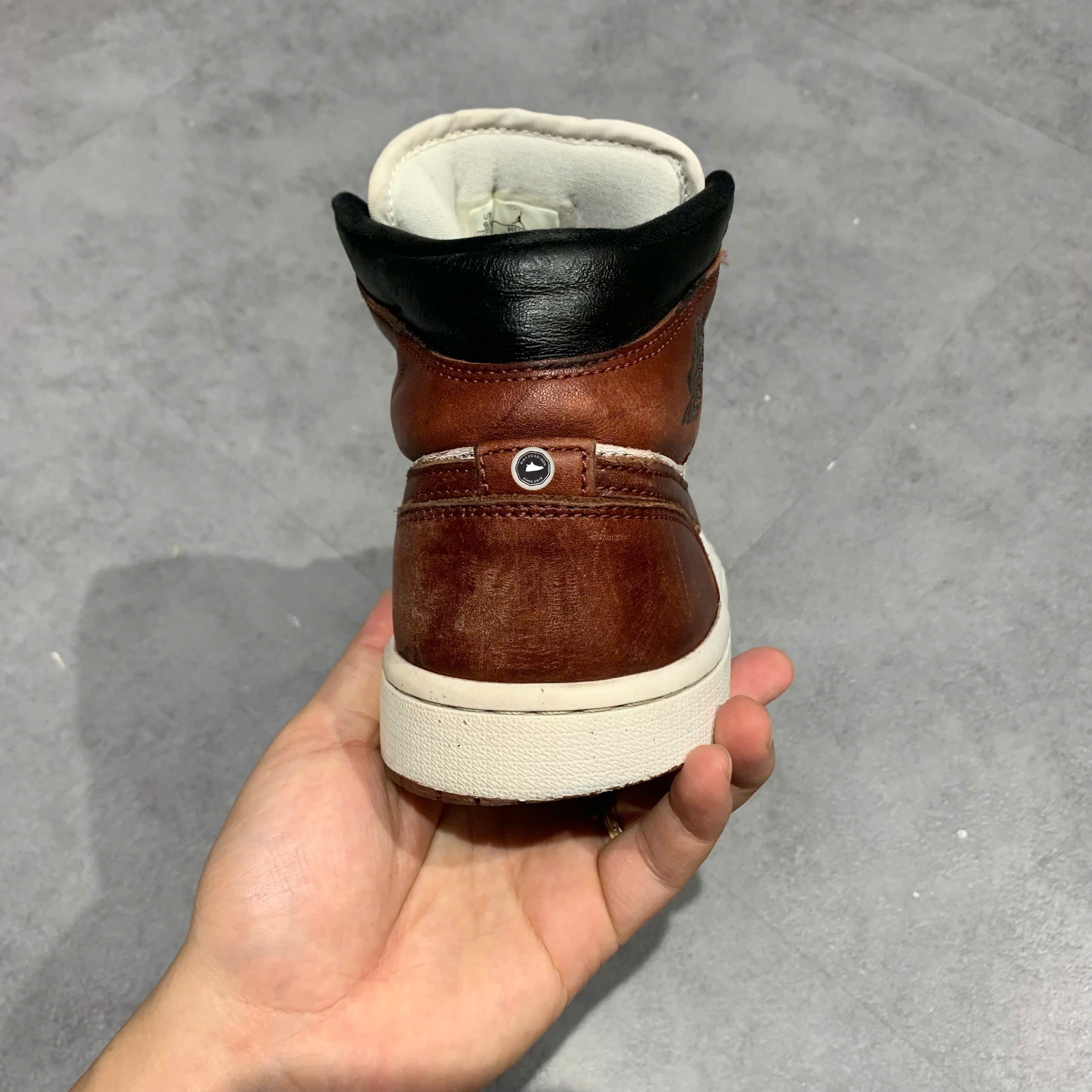 Air Jordan 1 Mid SE Dark Pony - HF3216-102 - Size 43 - GIÀY 2HAND CHÍNH HÃNG PVN26163